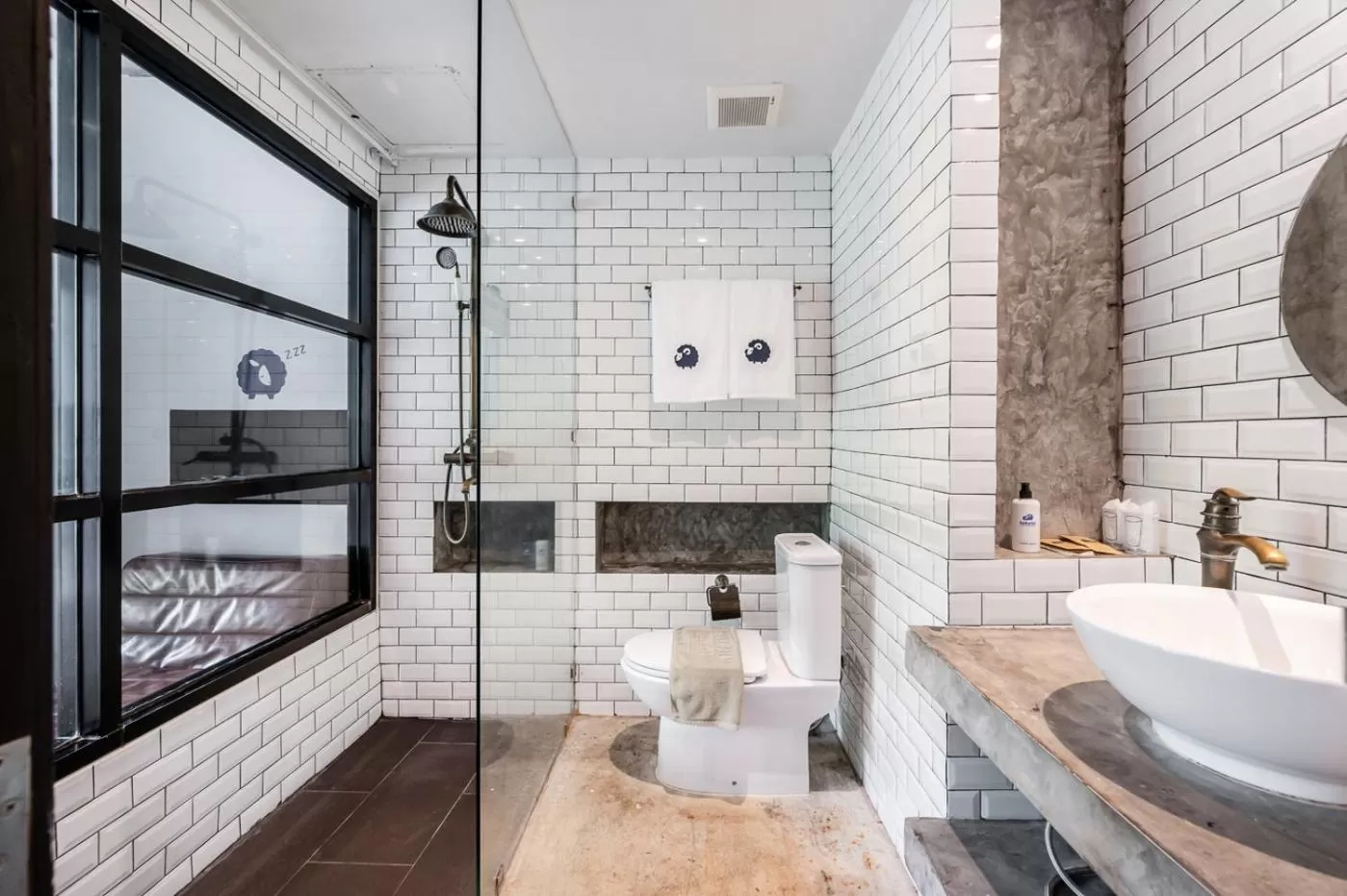 Toilet in Kokotel Khao Lak Lighthouse