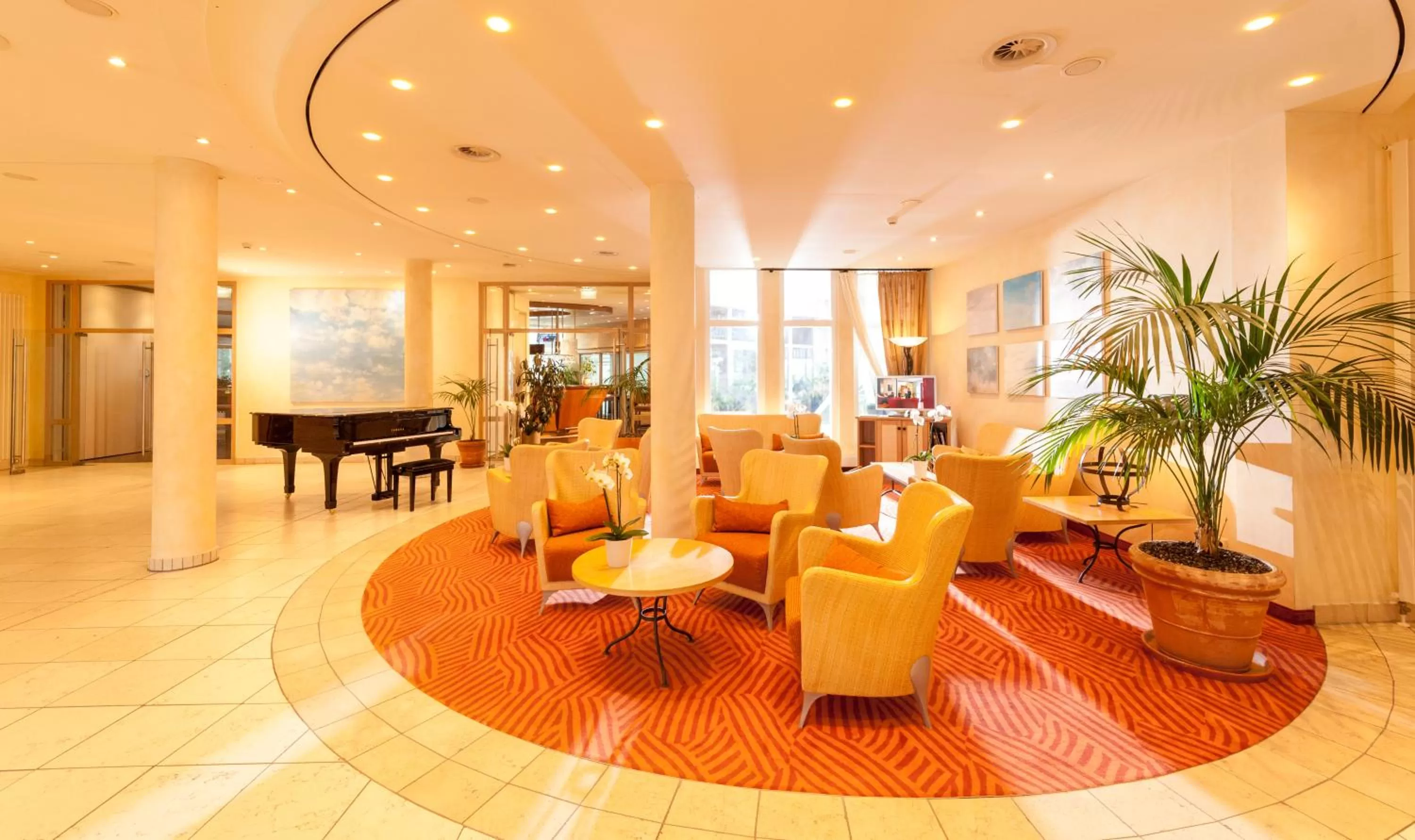 Lobby or reception in Dorint Strandhotel Binz/Rügen