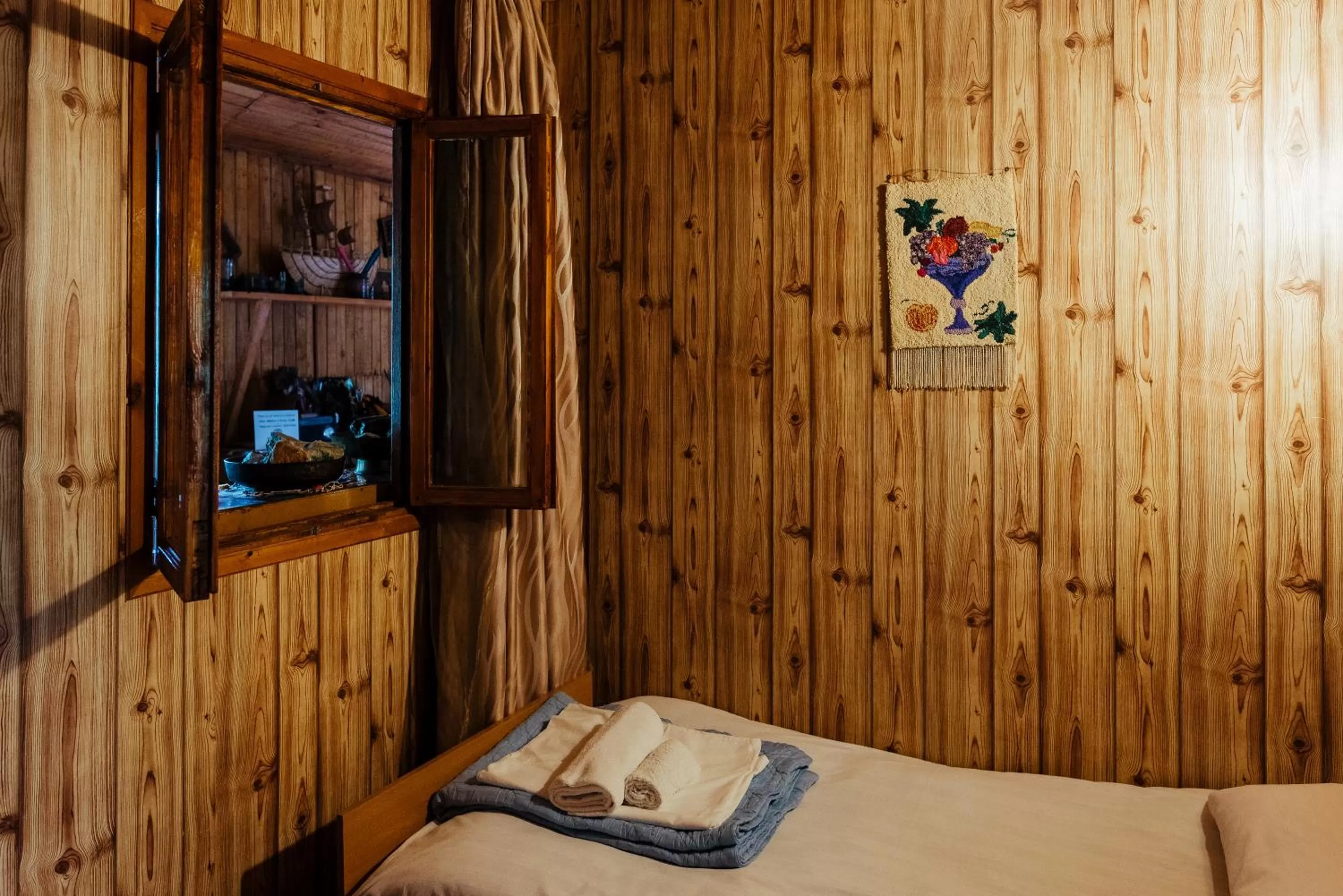 Bed in IRIS B&B in DEBED CANYON