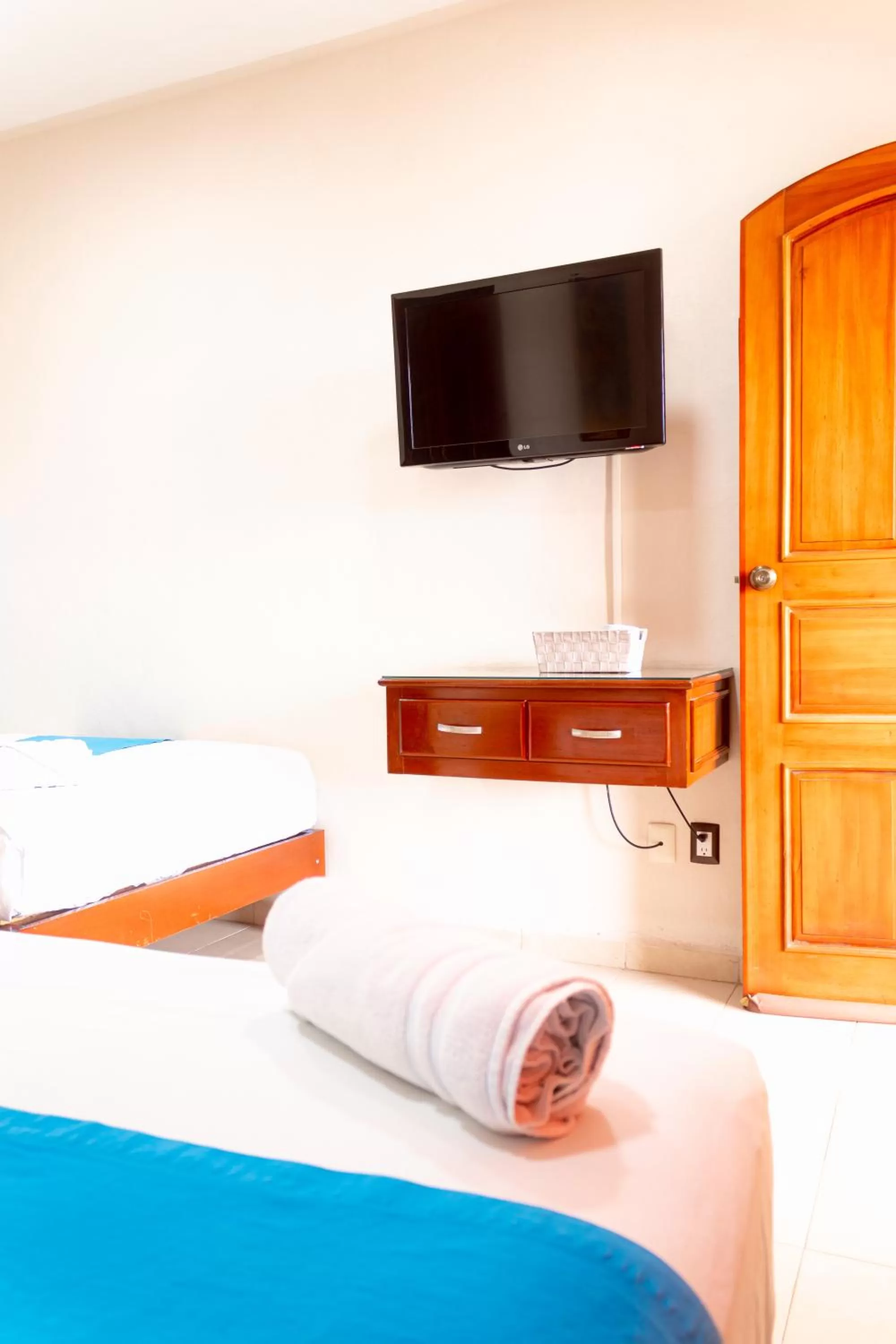 TV/Entertainment Center in Hotel Bacalar Magico