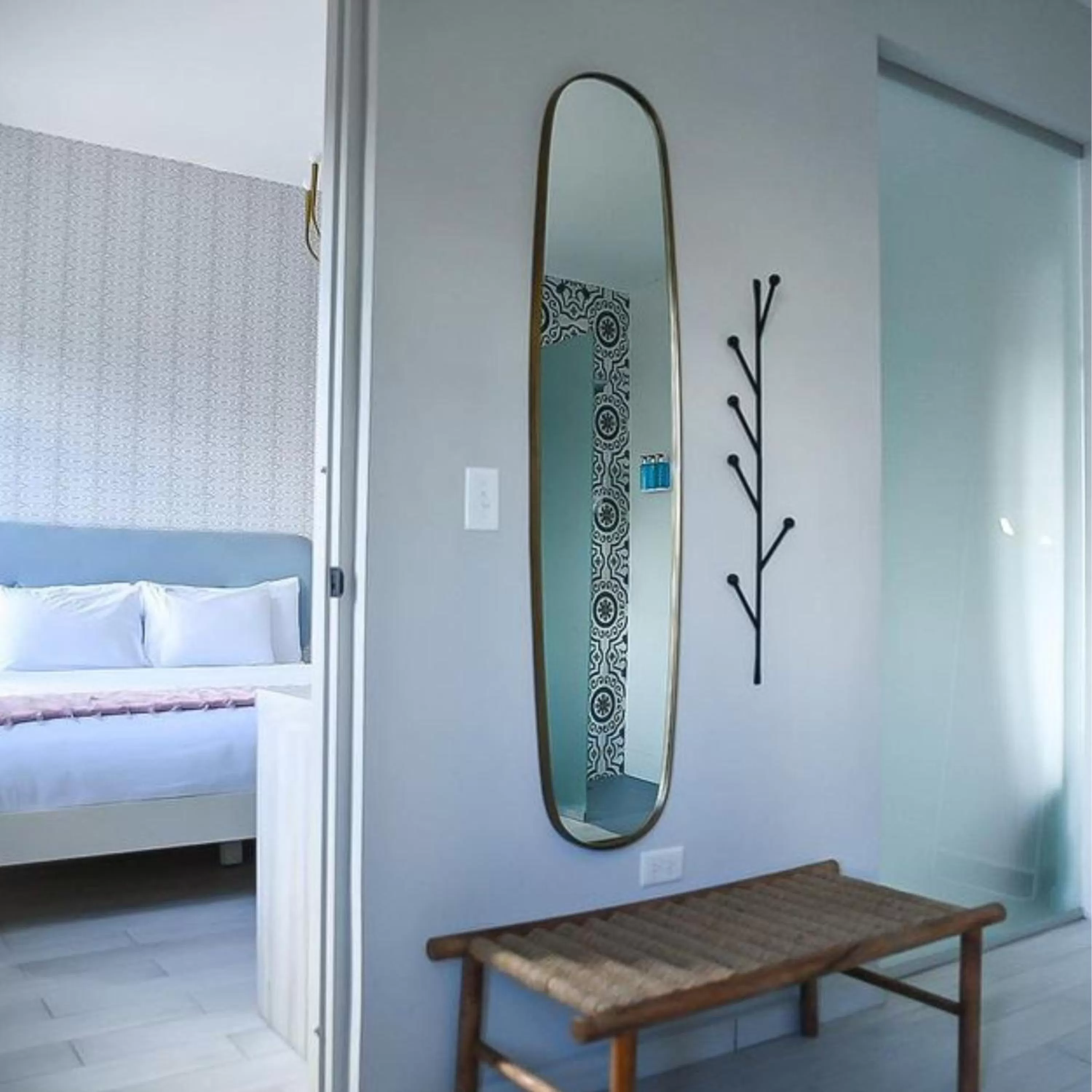 Bed in Trópica Beach Hotel