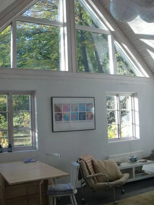 Communal lounge/ TV room in Trolleberg Bed & Breakfast