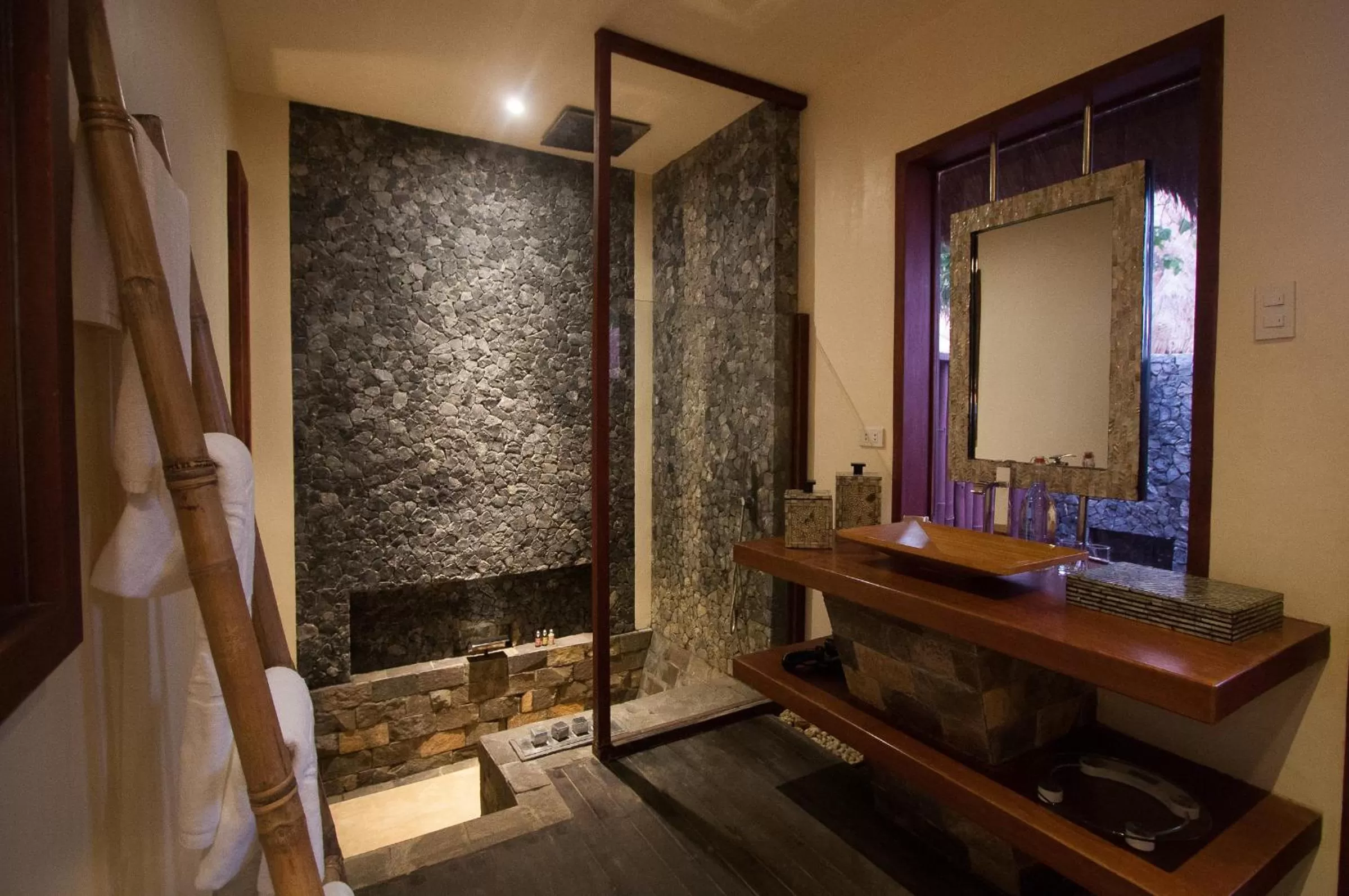 Bathroom in Cauayan Island Resort and Spa