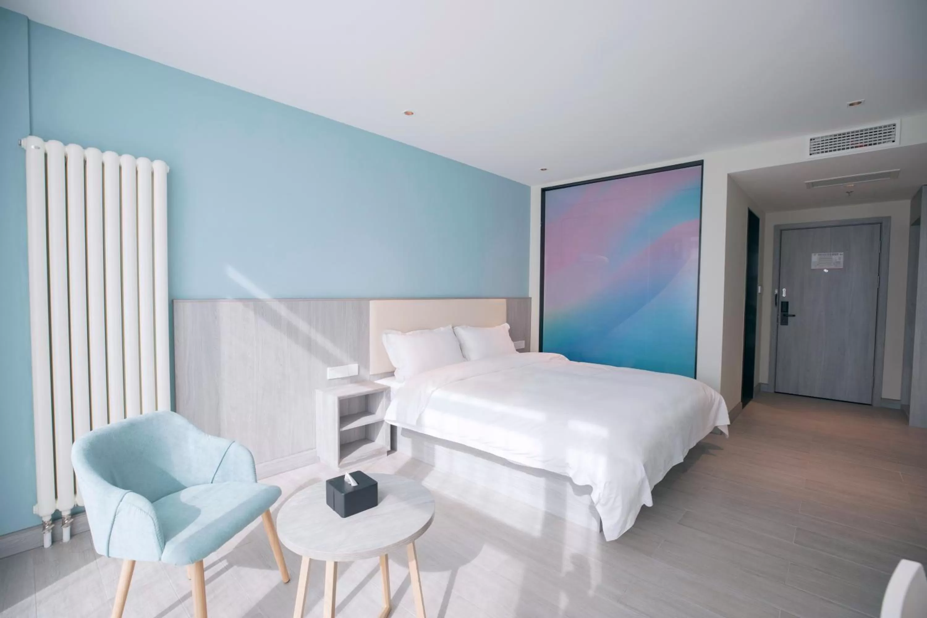 Bed in Beijing Saga Hotel