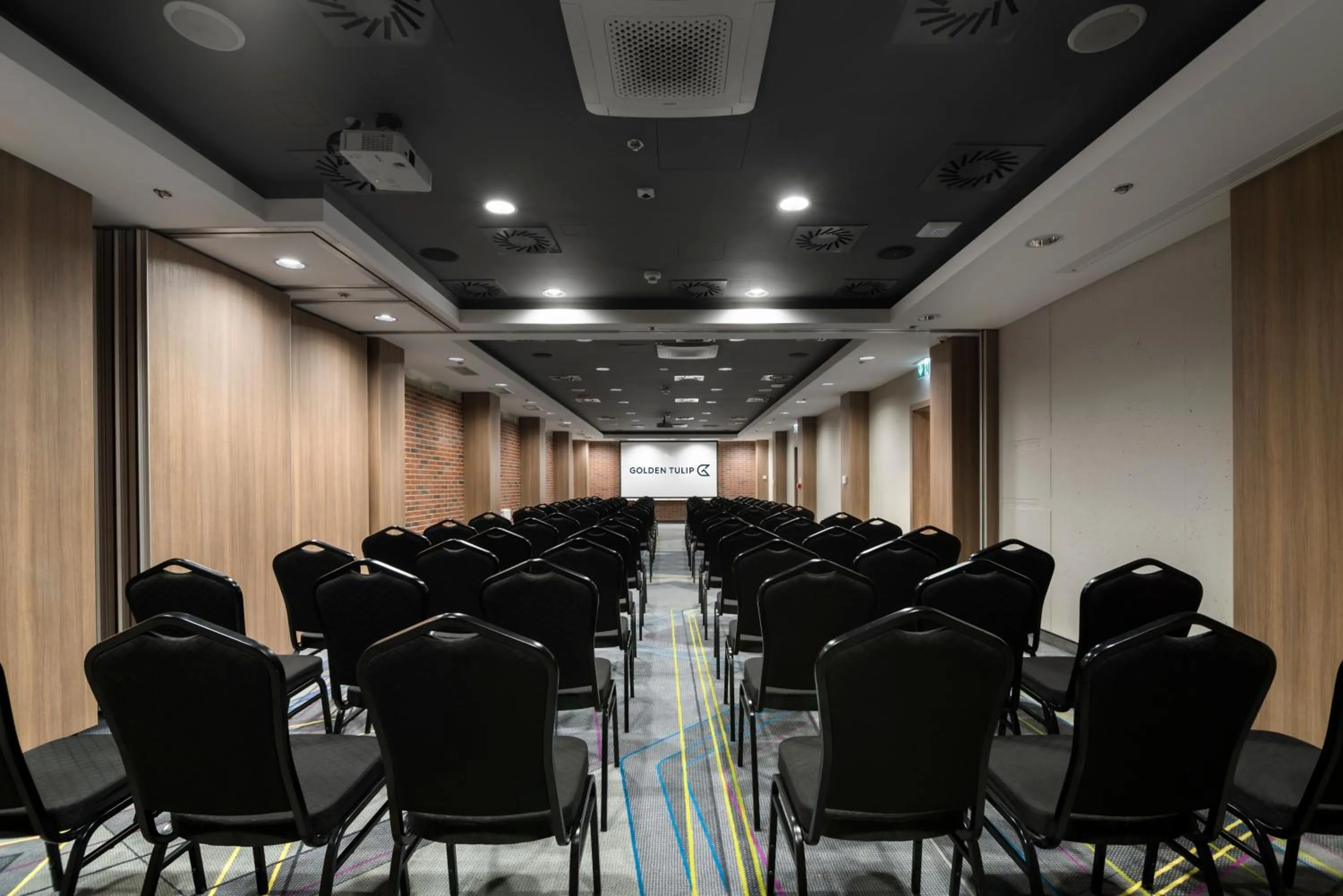 Meeting/conference room in Golden Tulip Krakow Kazimierz