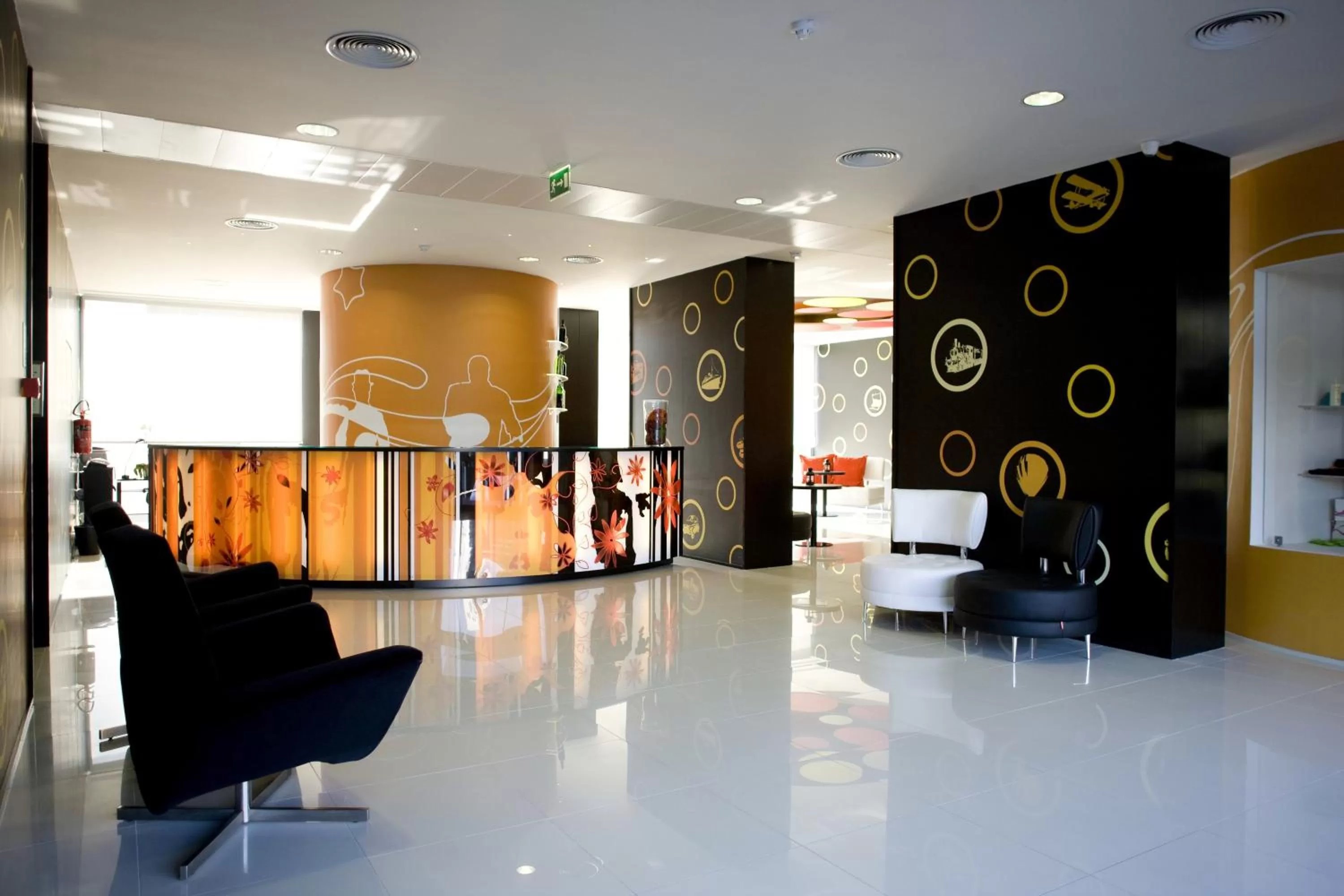 Lobby or reception in Star Inn Porto