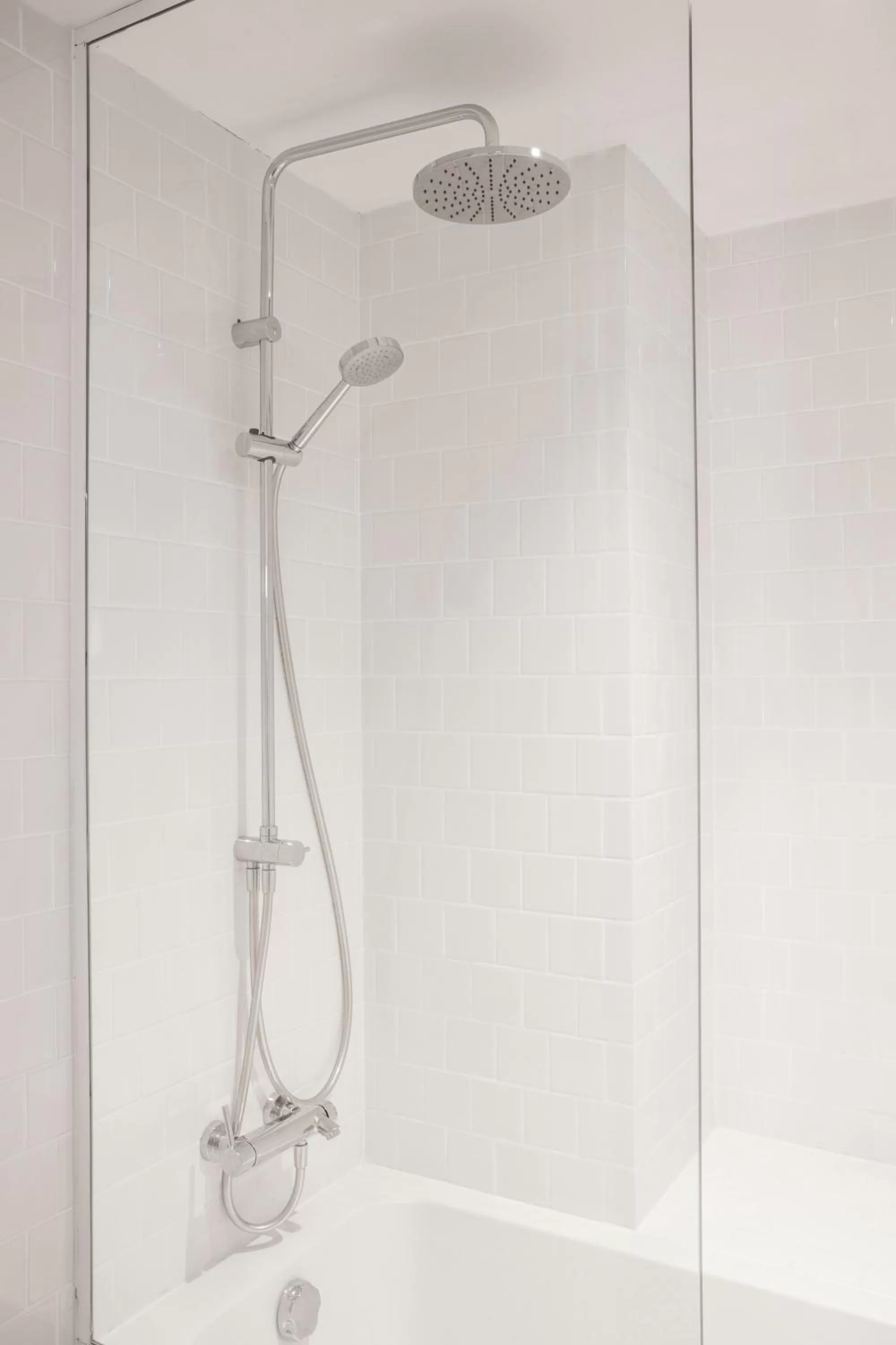 Bathroom in Hotel Midmost by Majestic Hotel Group