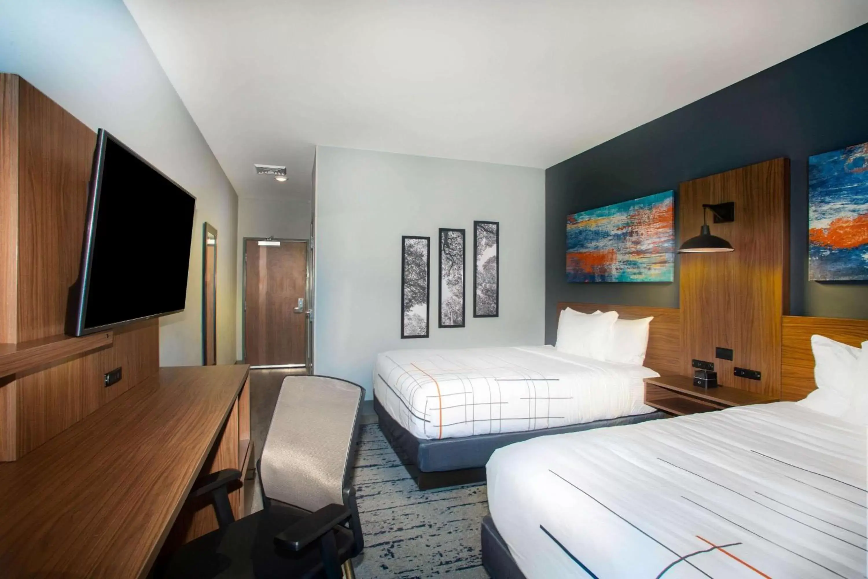 Queen Room with Two Queen Beds - Non-Smoking in La Quinta Inn & Suites by Wyndham Oxford Queen Room with Two Queen Beds - Non-Smoking in La Quinta Inn & Suites by Wyndham Oxford