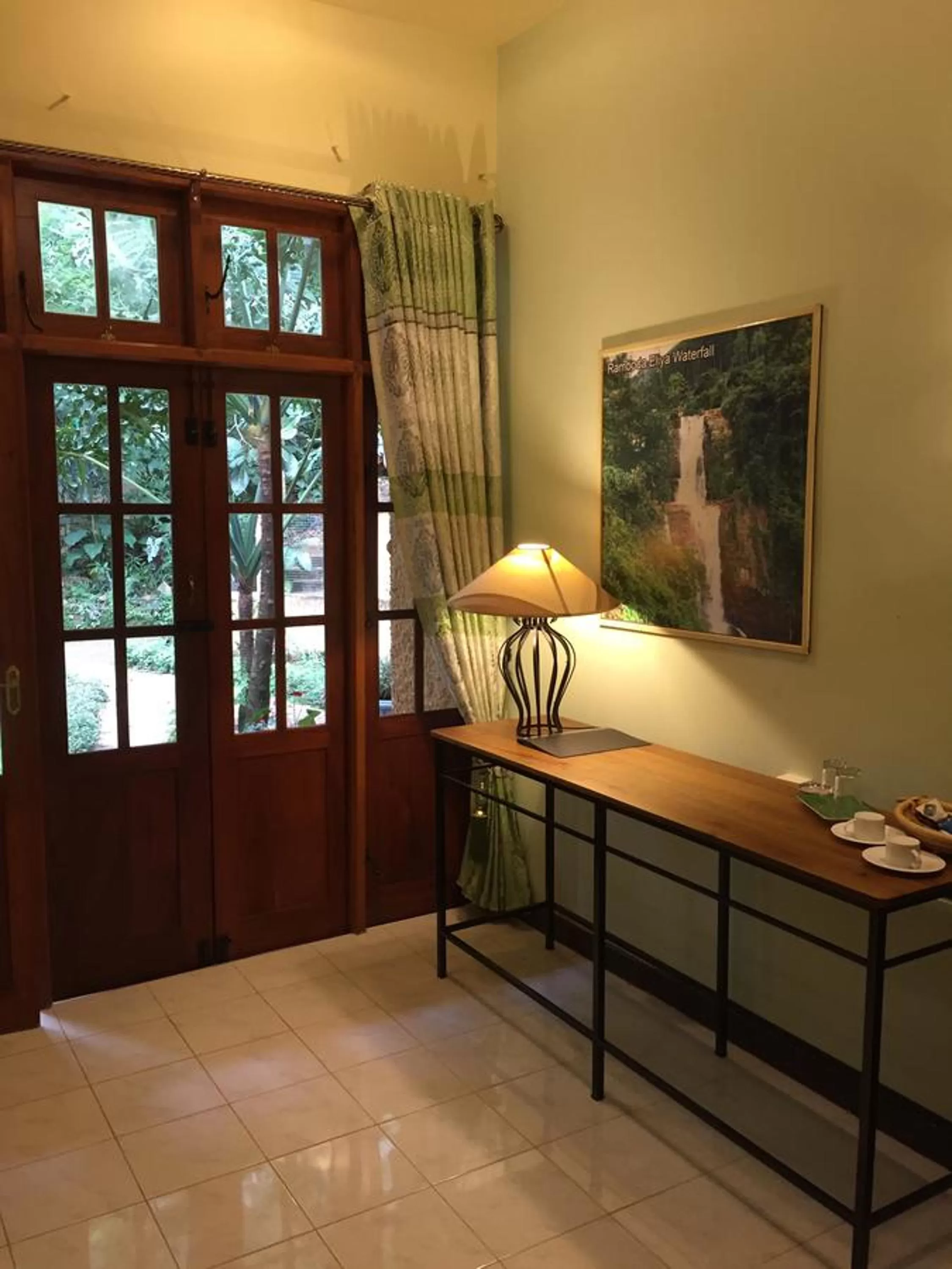 Property building in Le leopard d 'argent