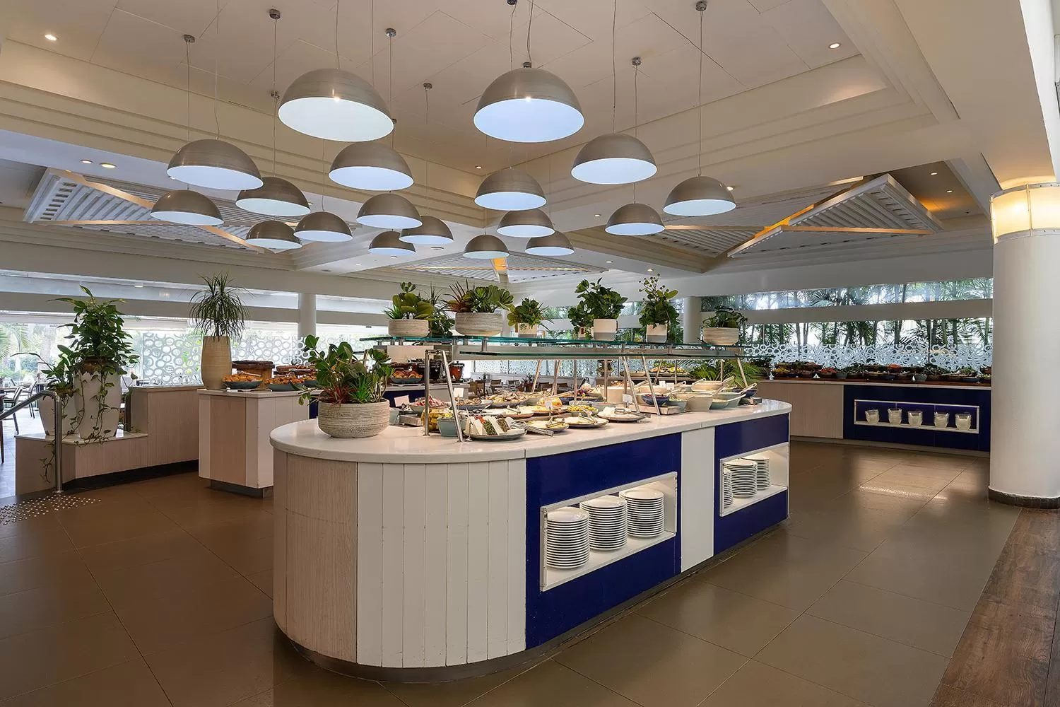 Food and drinks in Yam Suf by Isrotel Collection