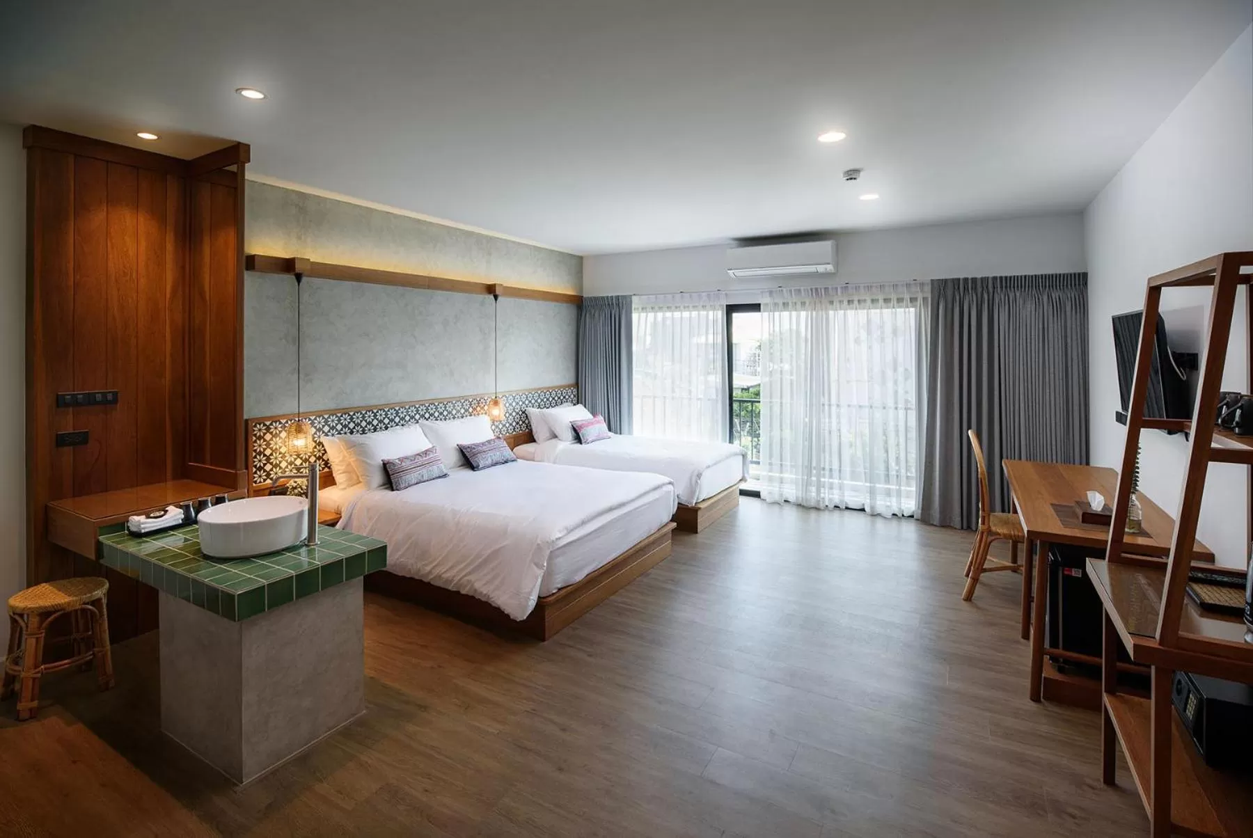 Photo of the whole room, Bed in Himku Hotel - adult only