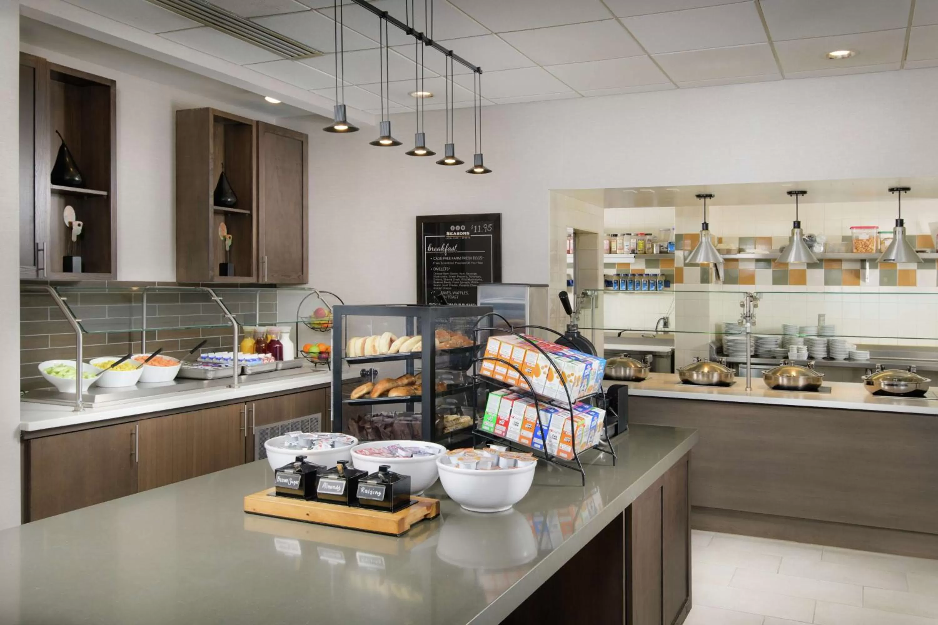 Breakfast in Hilton Garden Inn Nashville/Franklin-Cool Springs