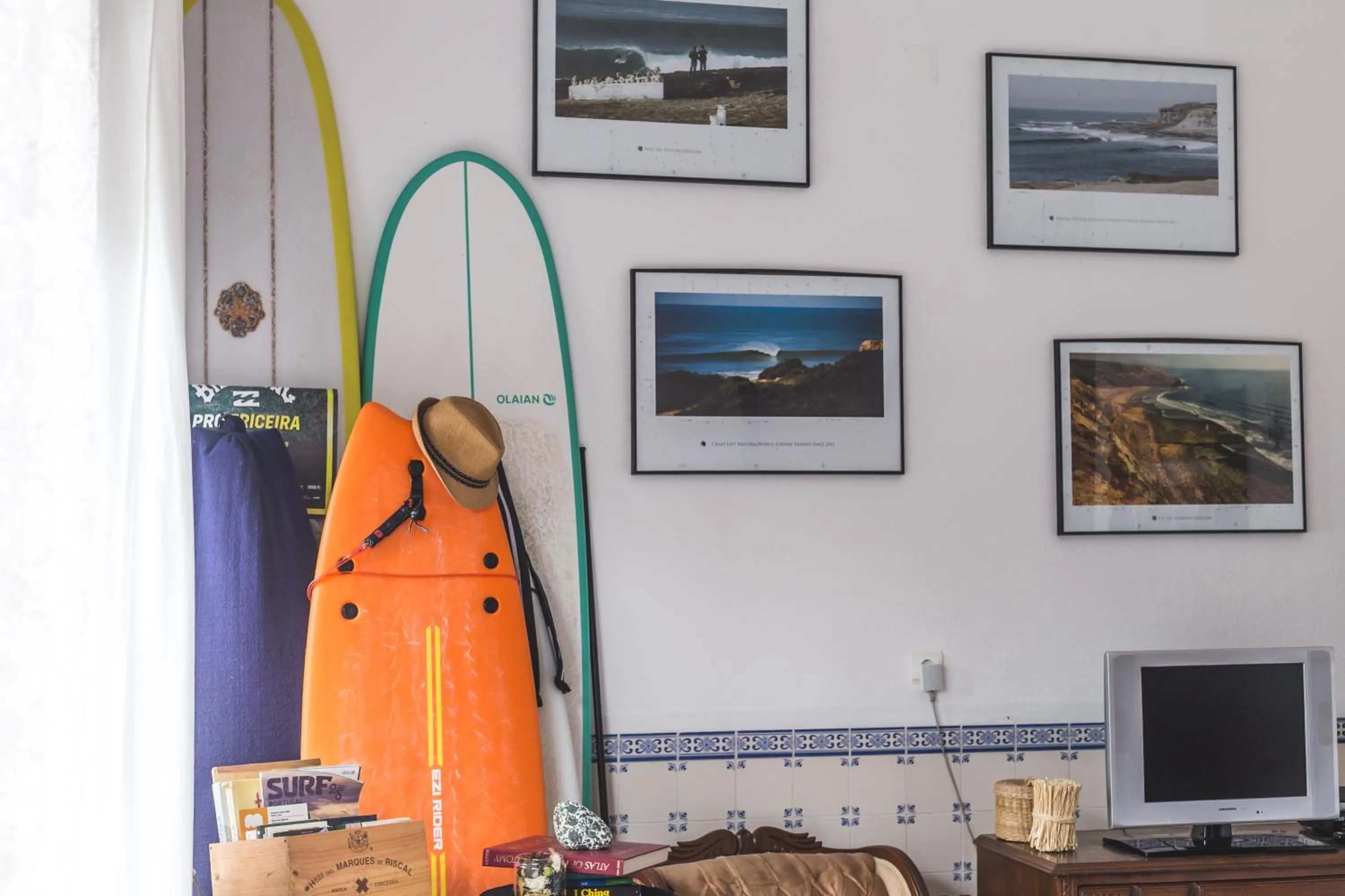 Decorative detail in Ericeira Chill Hill Hostel & Private Rooms - Peach Garden