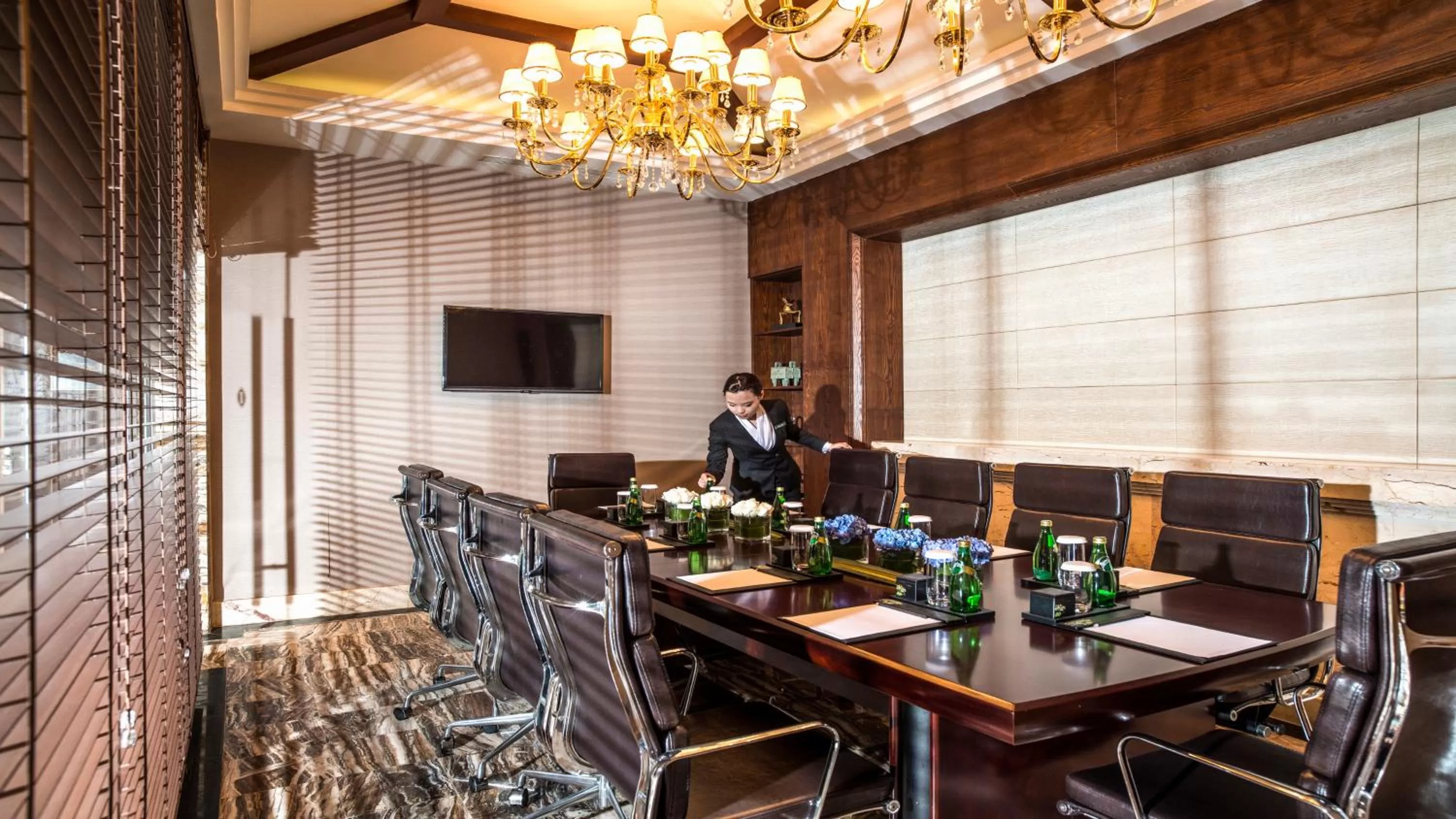 Meeting/conference room in InterContinental Chengdu Global Center by IHG