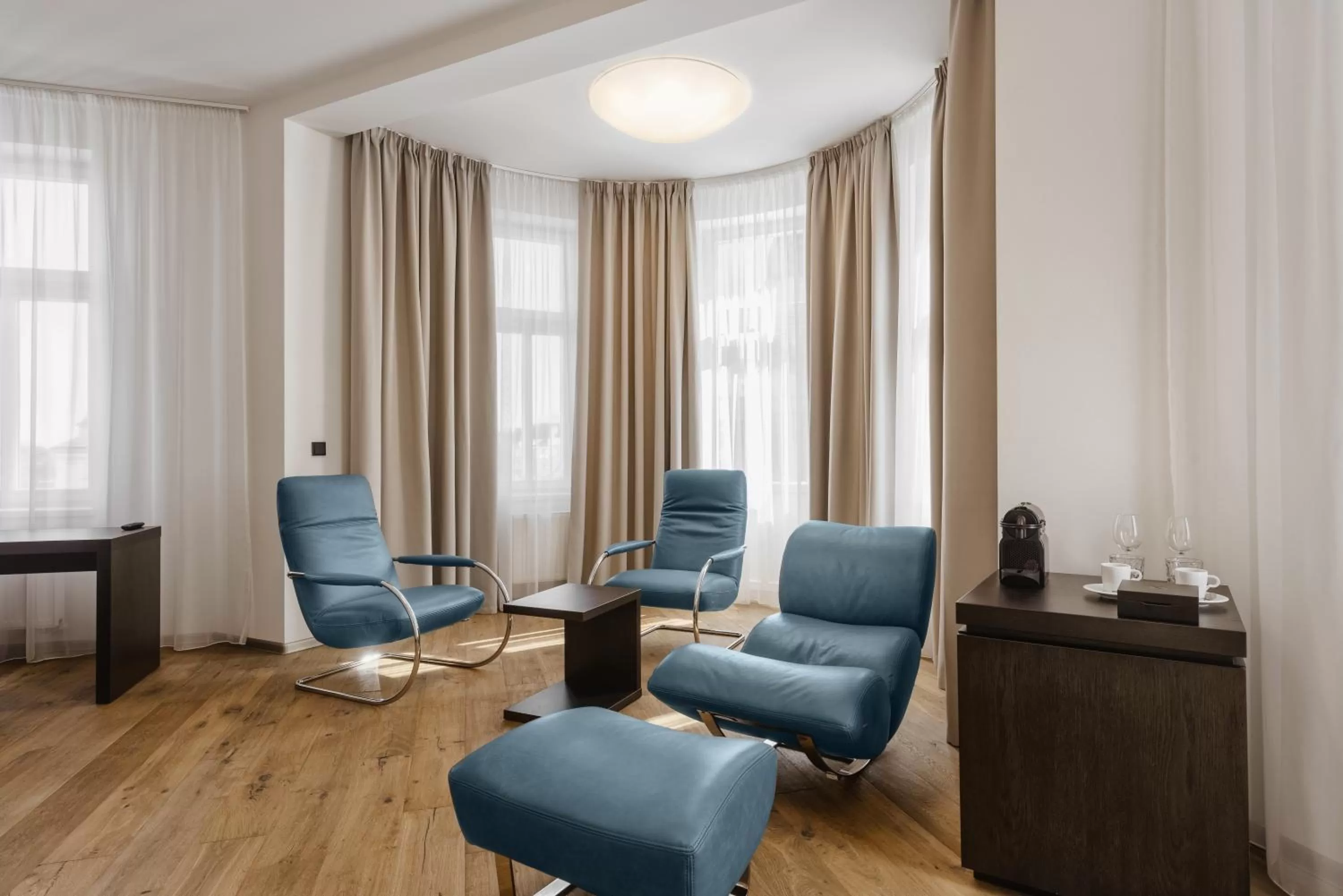 Coffee/tea facilities in Theresian Hotel