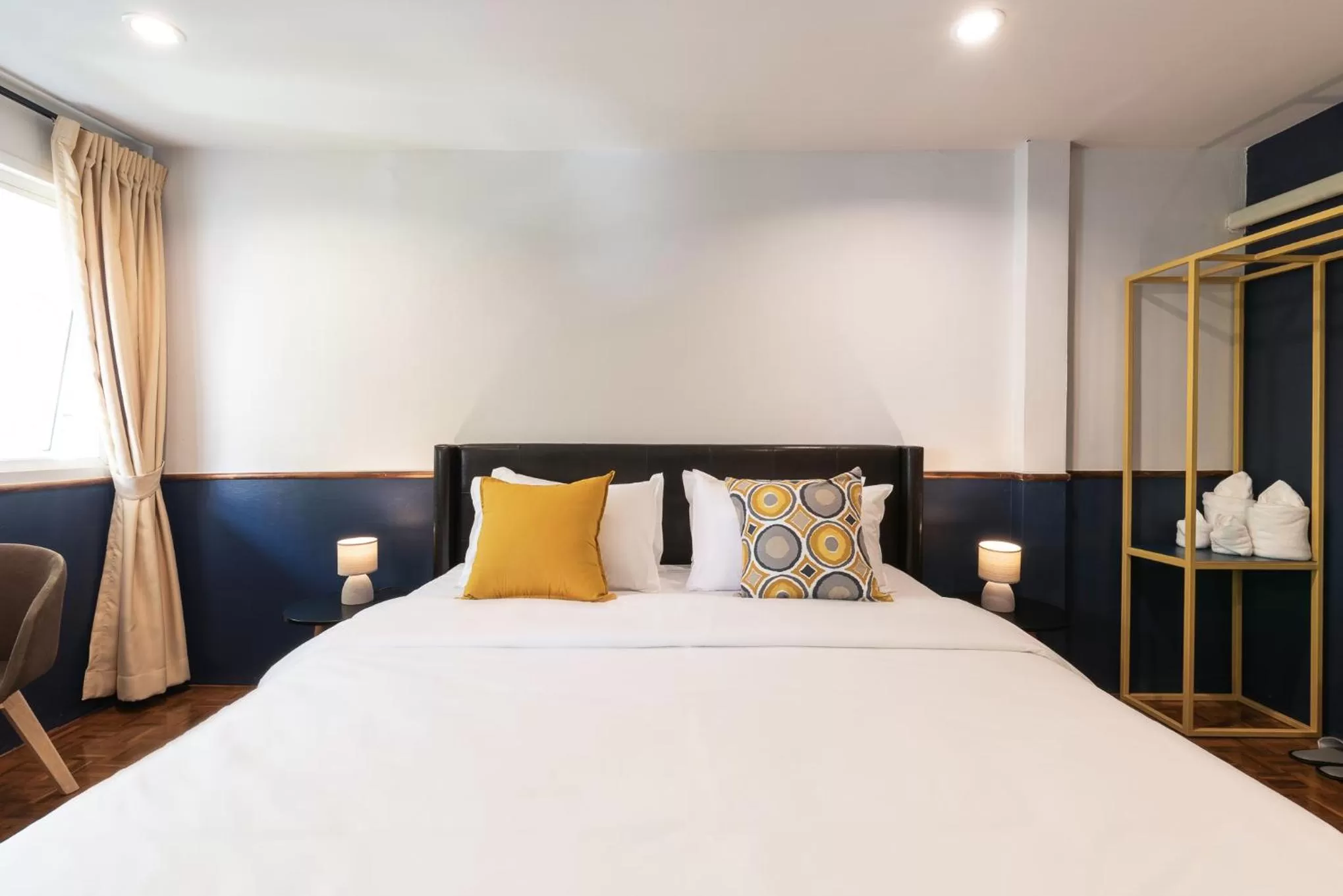 Bed in The Mellow Pillow Hotel @ Chiang Mai Gate