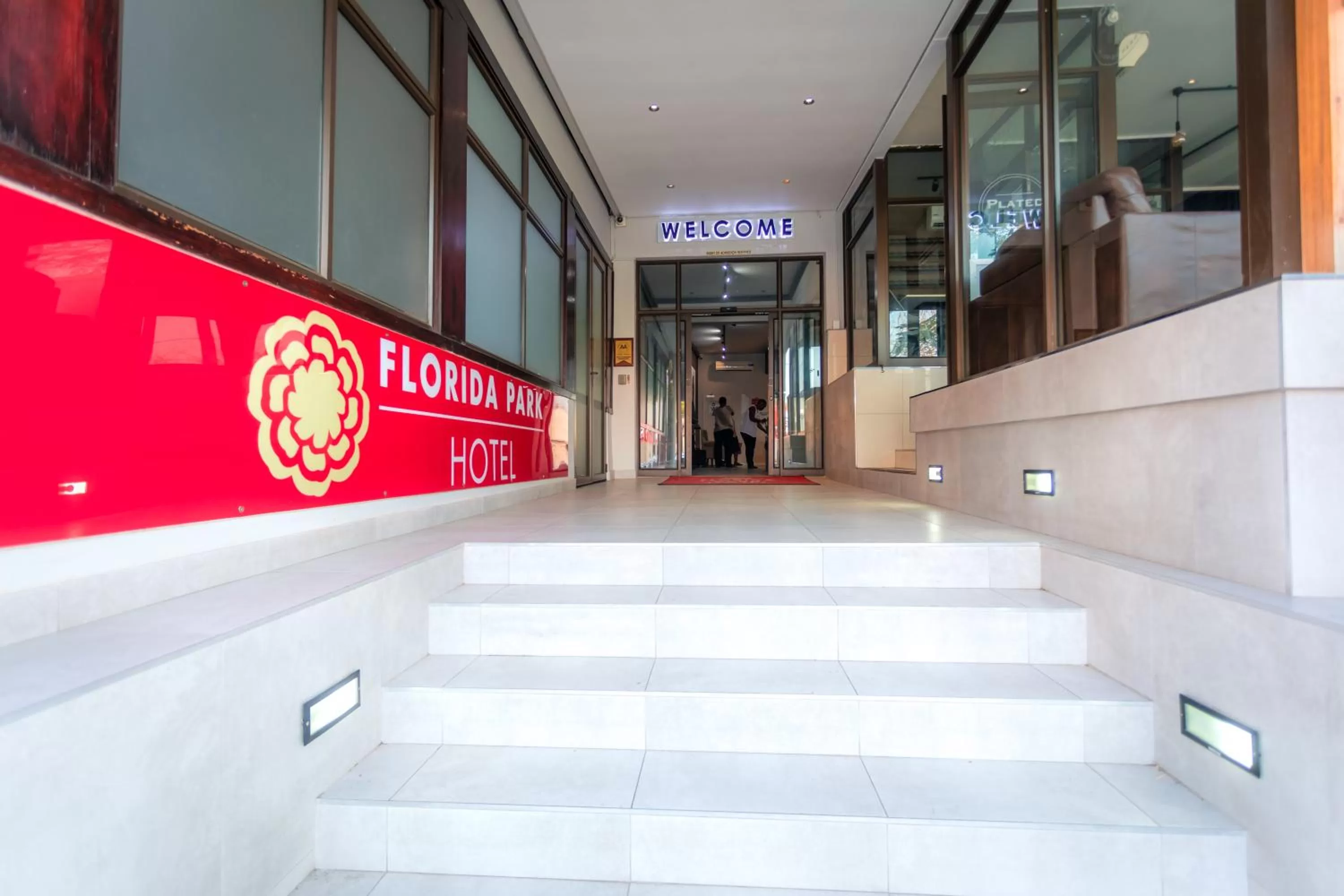 Facade/entrance in Florida Park Hotel, Florida Road