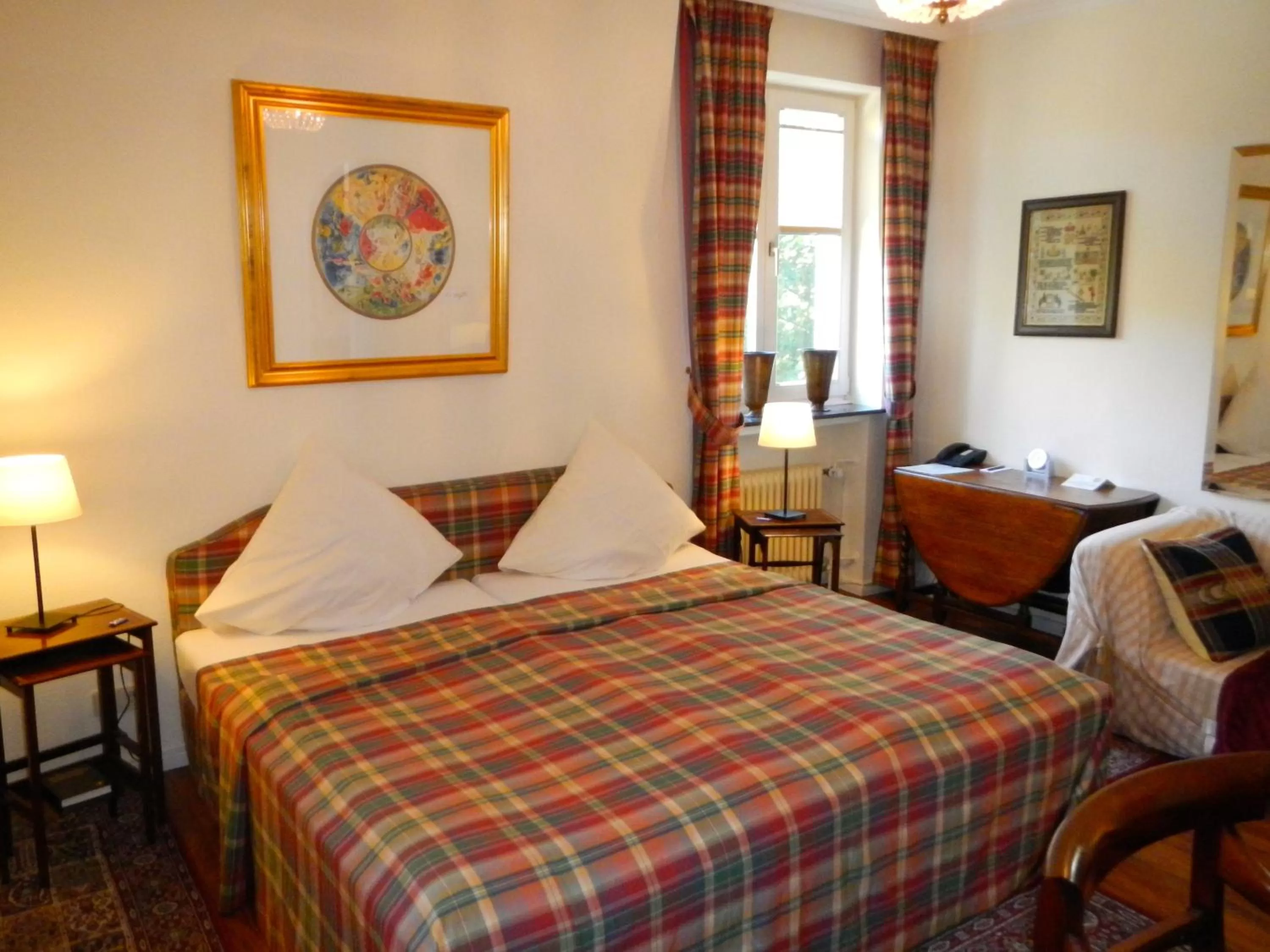 Photo of the whole room, Bed in Hotel Villa Meererbusch