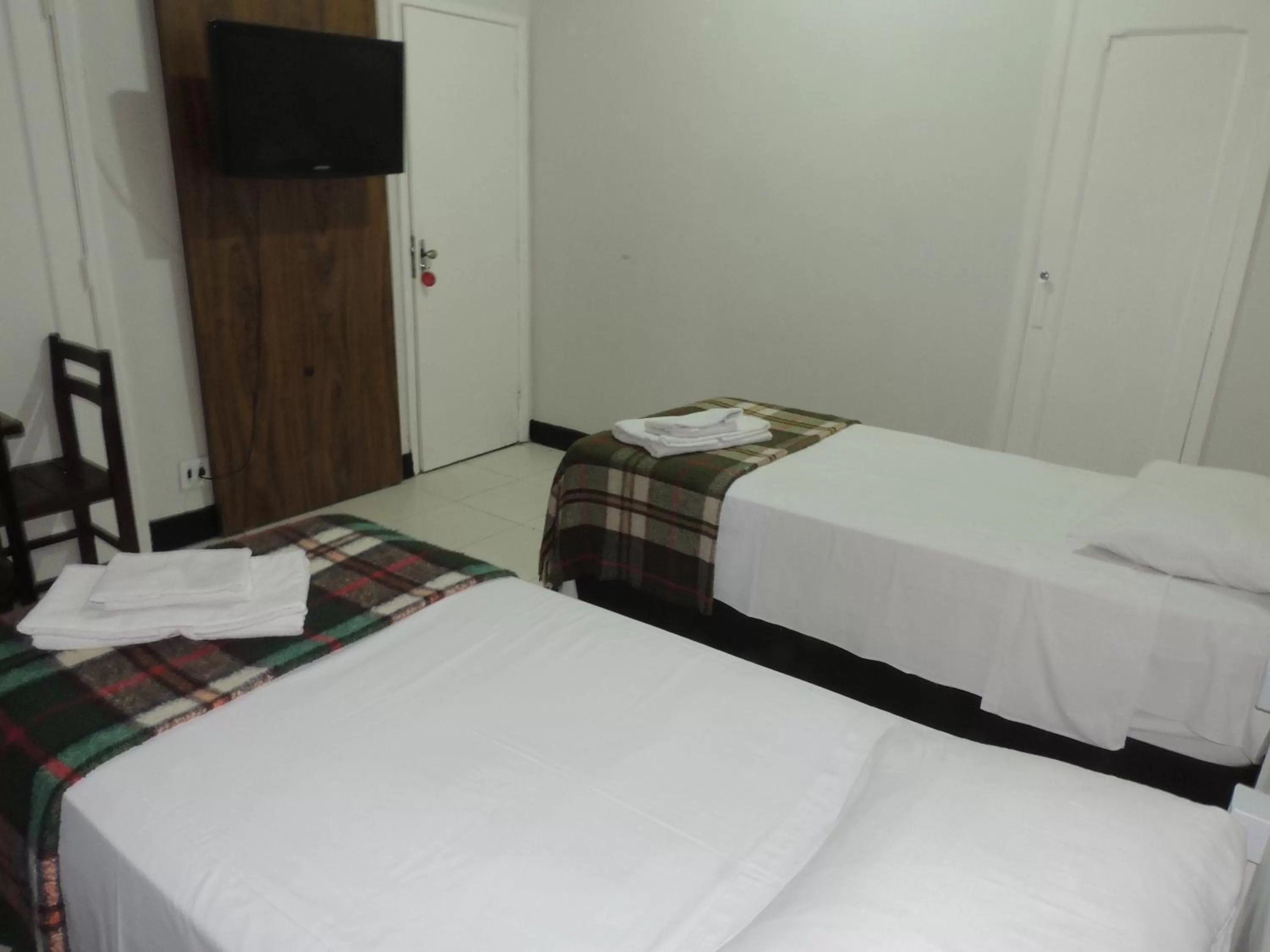 Bed in Hotel Economy 888 - Próximo a Praça da Estação e Rodoviária