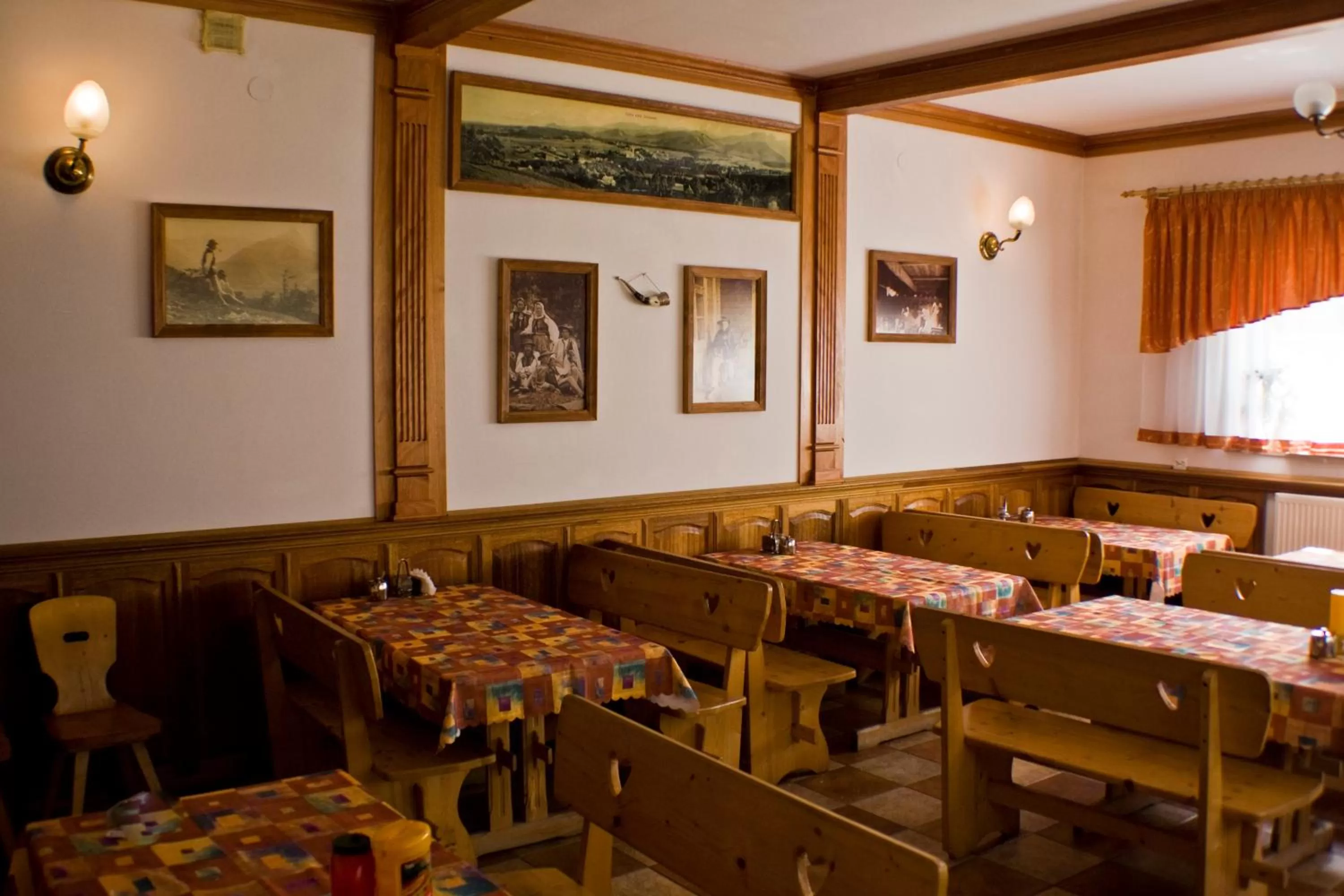 Restaurant/places to eat in Willa 14