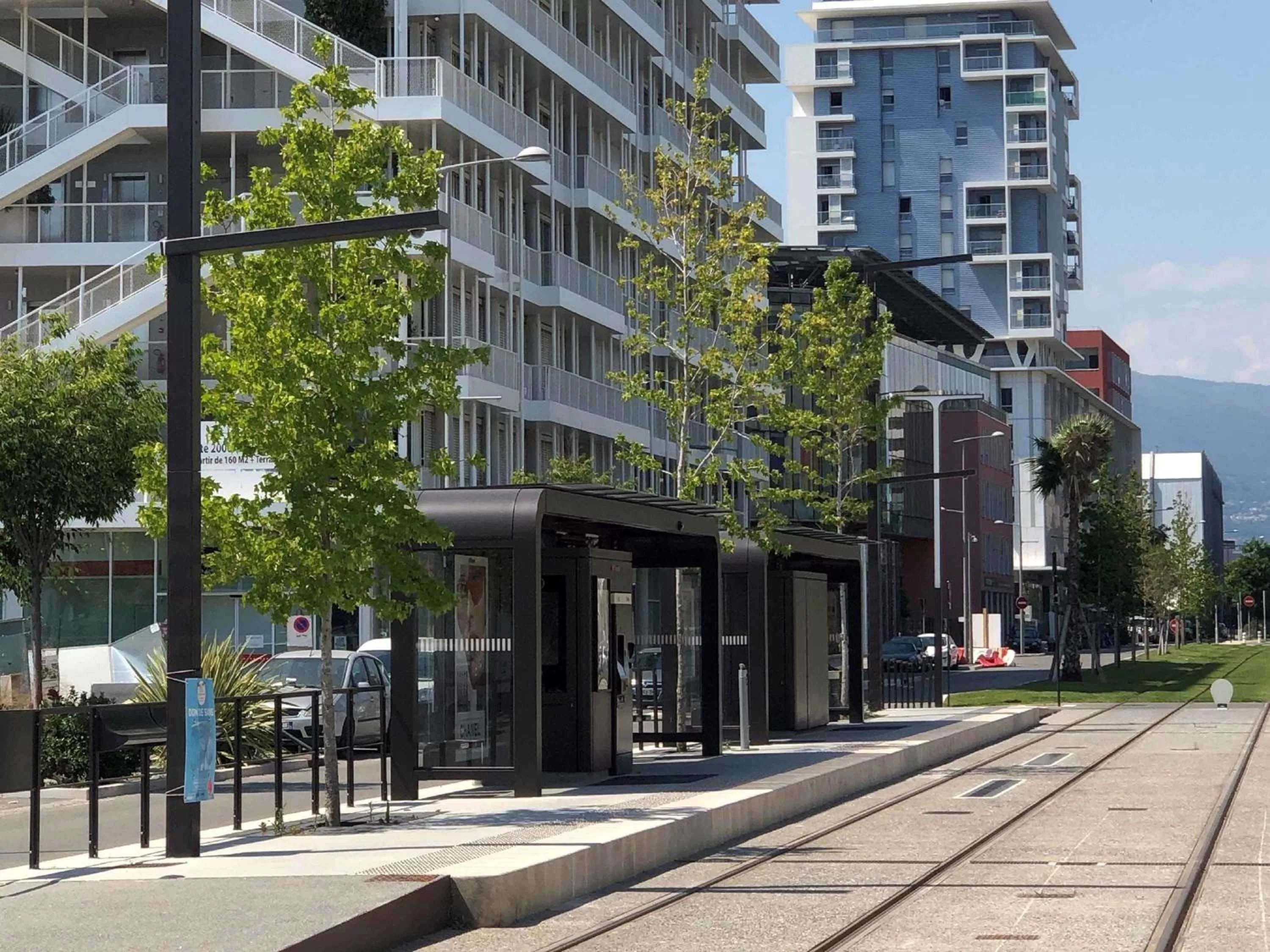 On site, Neighborhood in Hotel Ibis Budget Nice Palais Nikaia