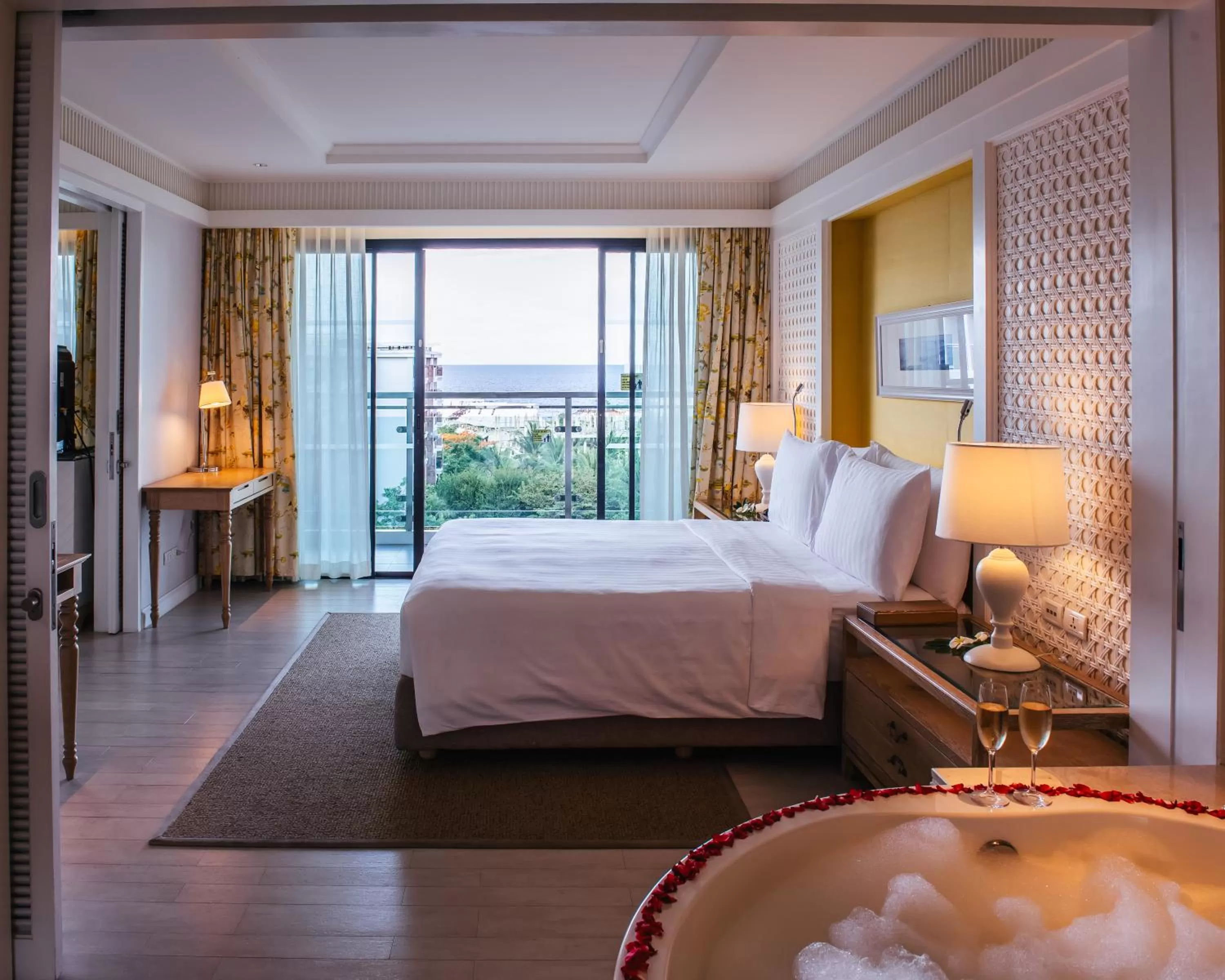 Sea view, Bed in Amari Hua Hin