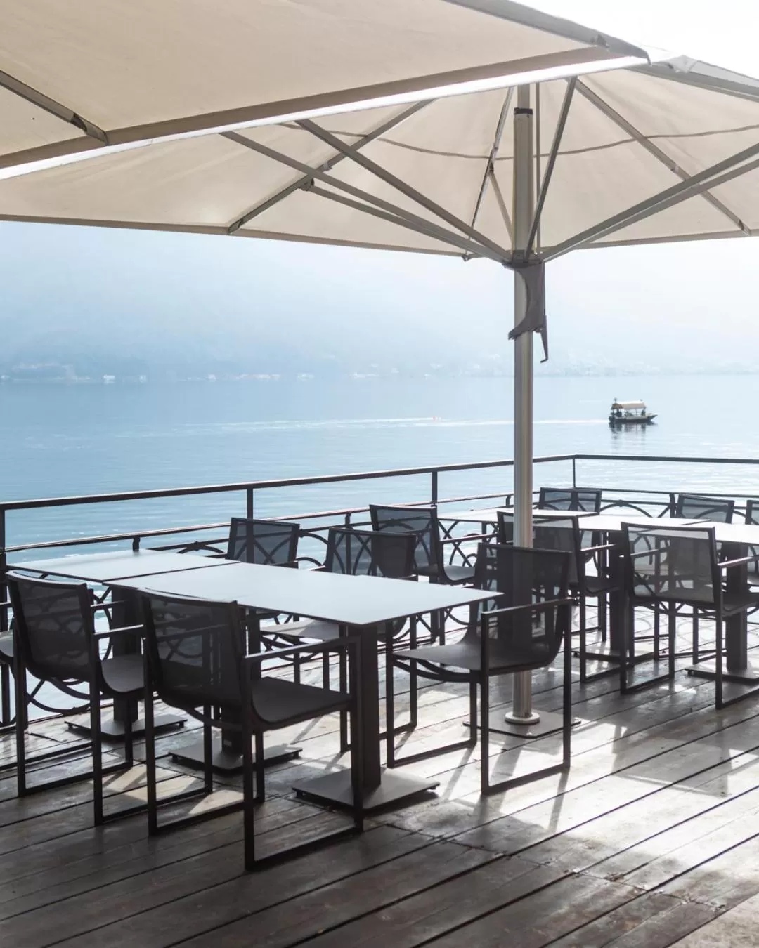 Property building in Lac Hotel