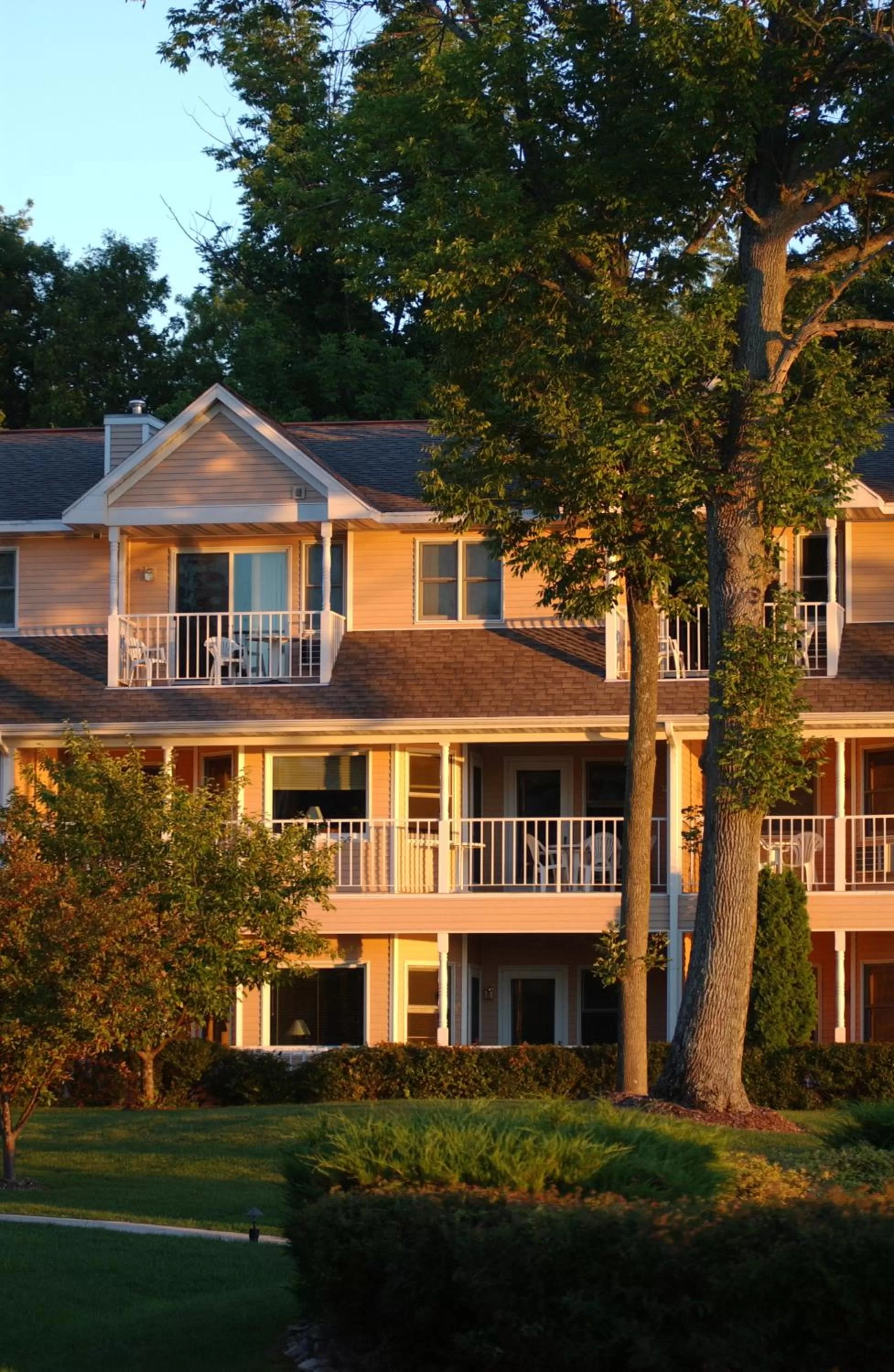 Facade/entrance, Property Building in Westwood Shores Waterfront Resort