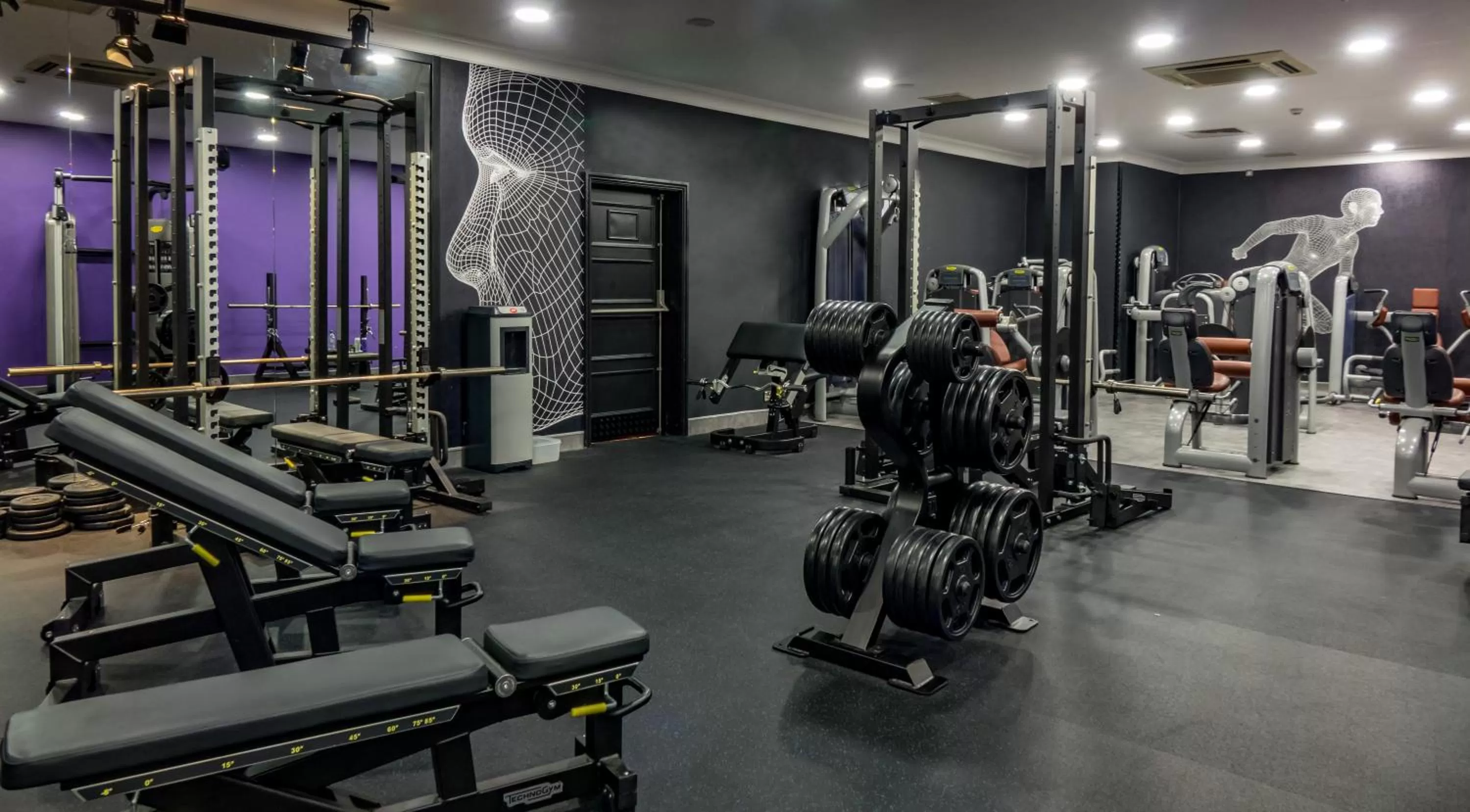 Fitness Center/Facilities in Midleton Park Hotel