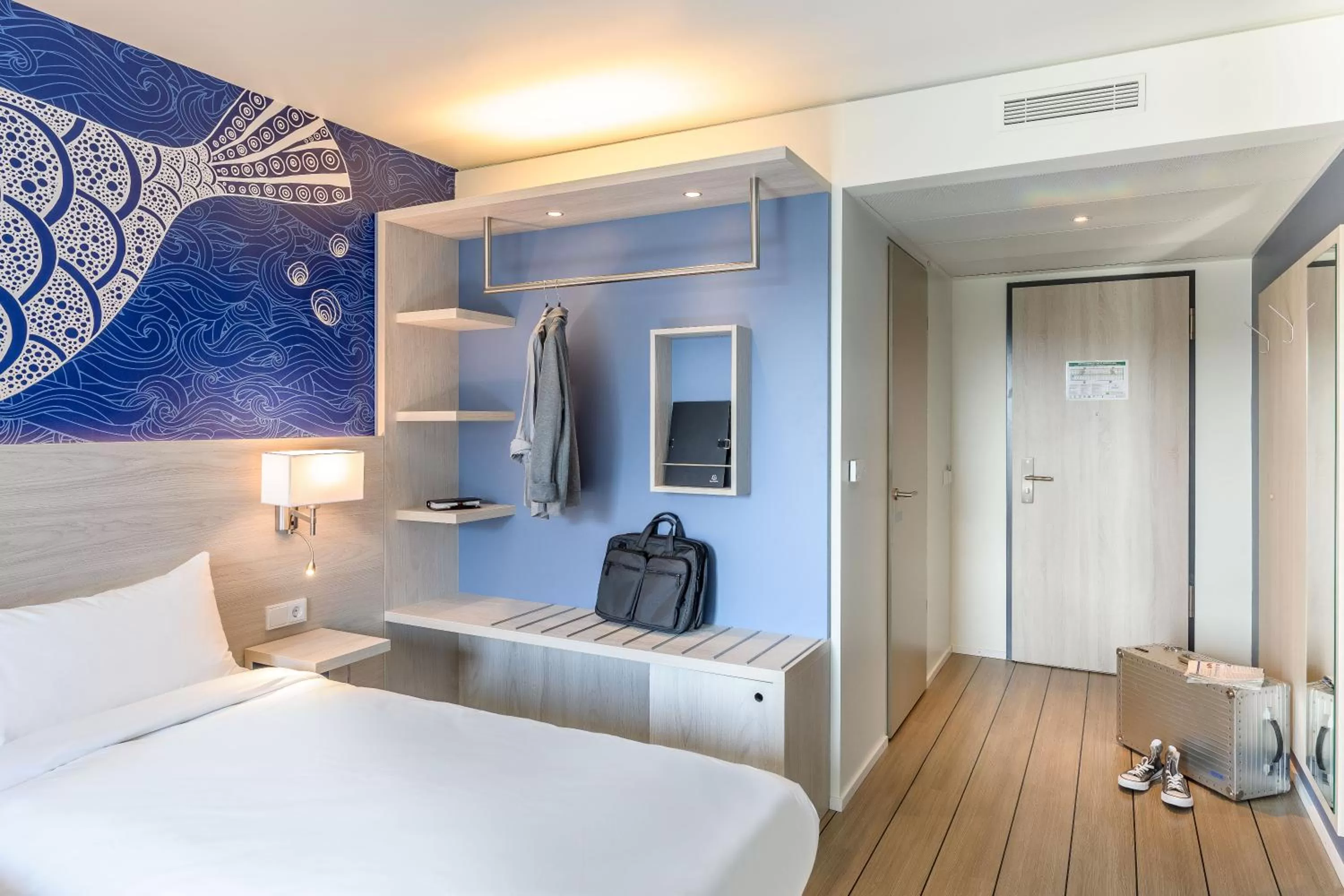 Photo of the whole room, Bed in Ibis Styles Konstanz