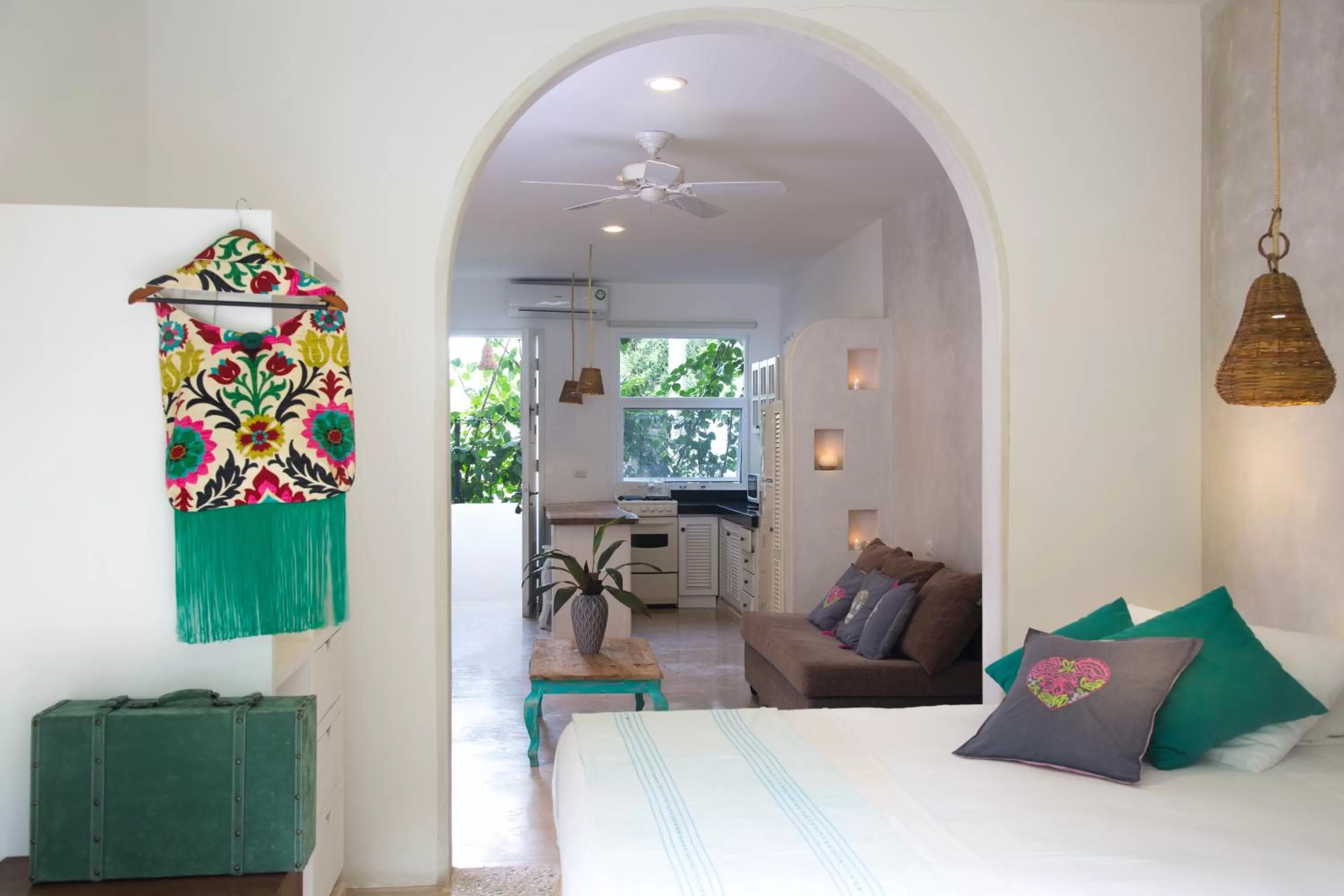 Pool view, Bed in LiveTulum