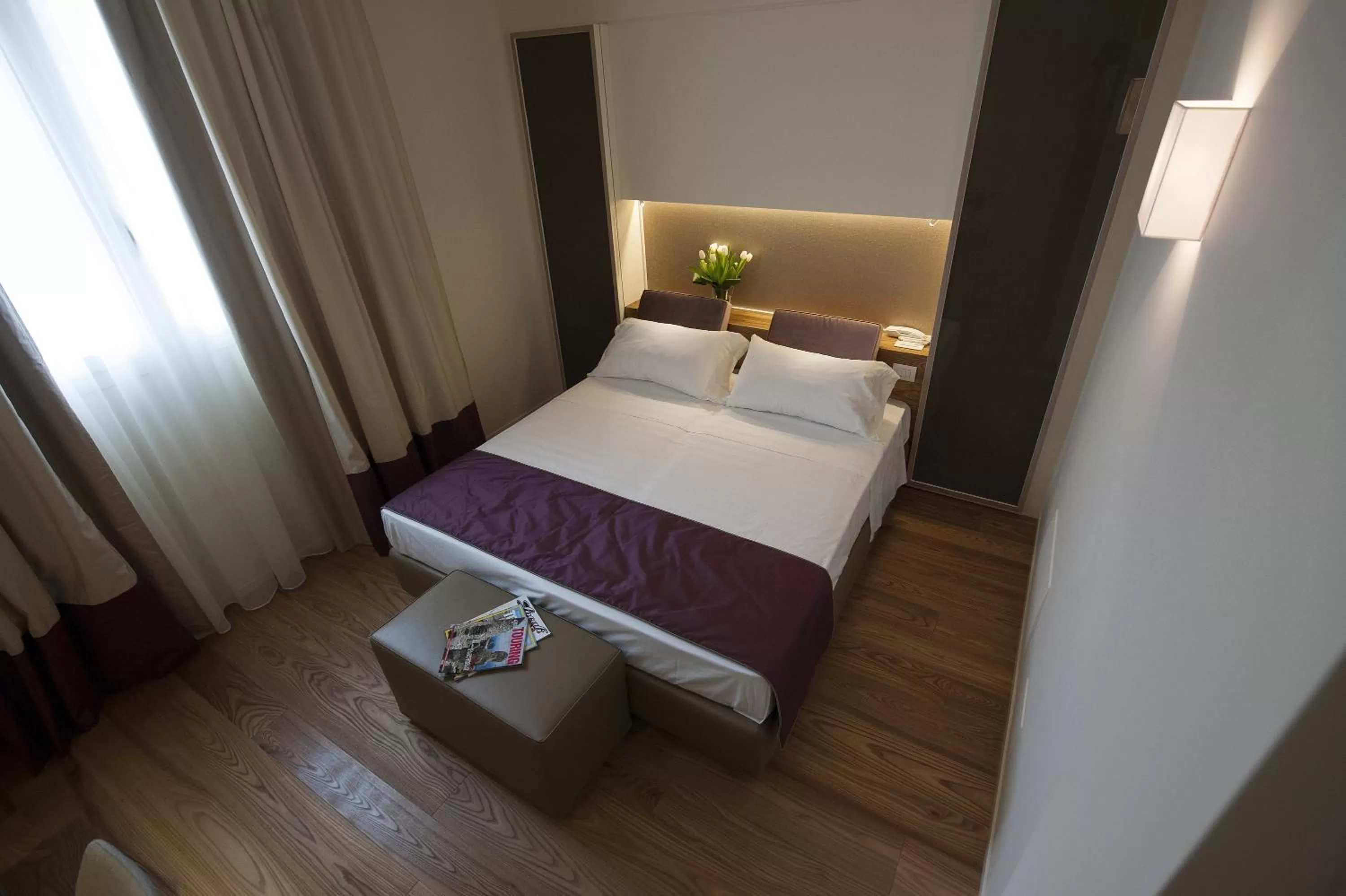 Photo of the whole room, Bed in Villa del Poggio Prosecco Bike Hotel