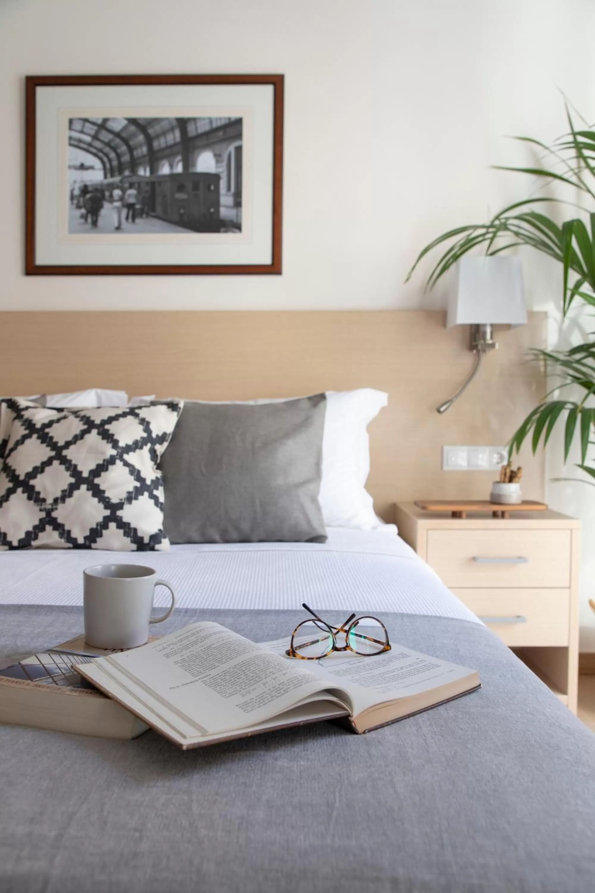 Bed in Gallery Suites & Residences Piraeus