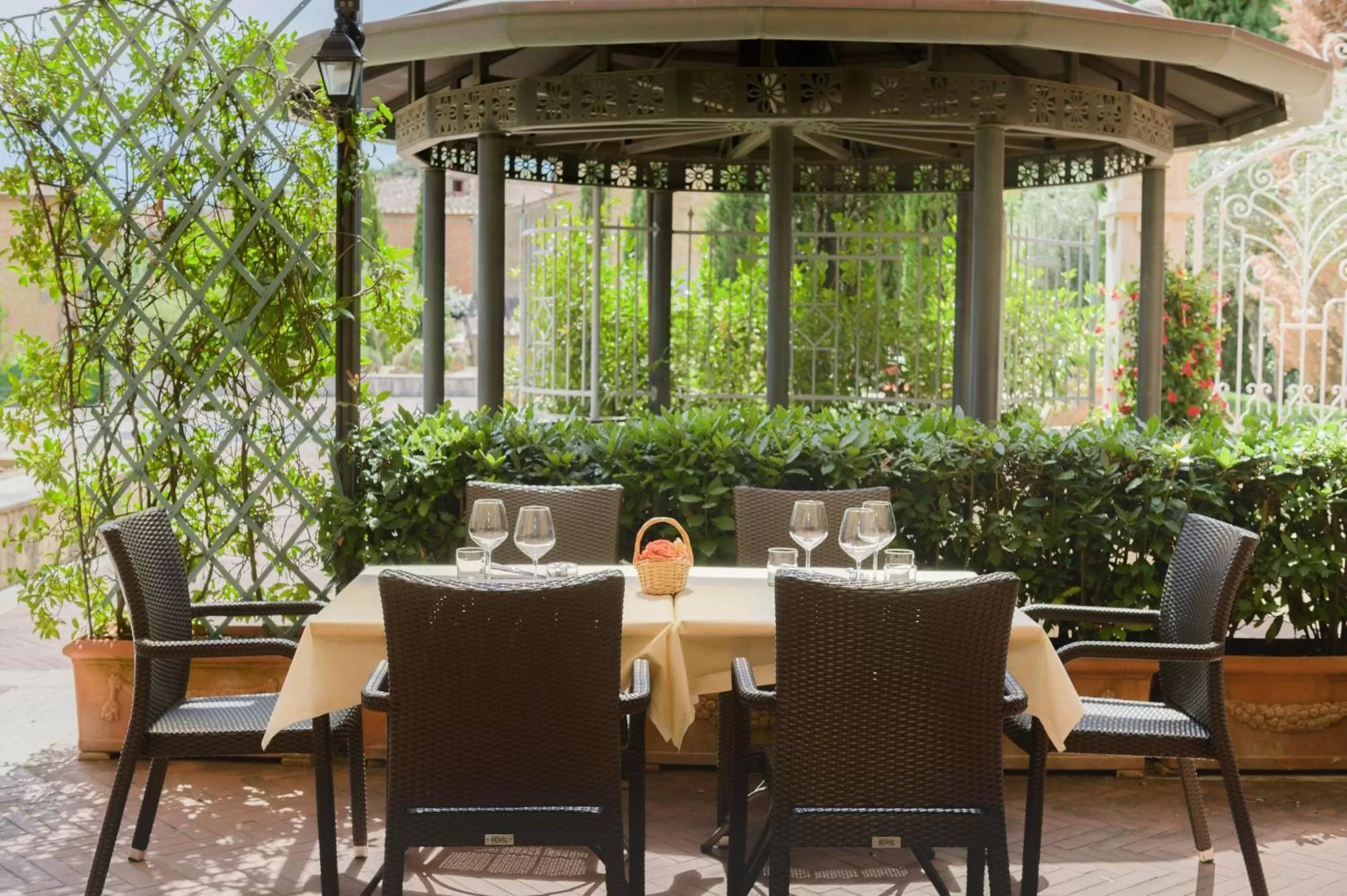 Restaurant/places to eat in Hotel San Gregorio