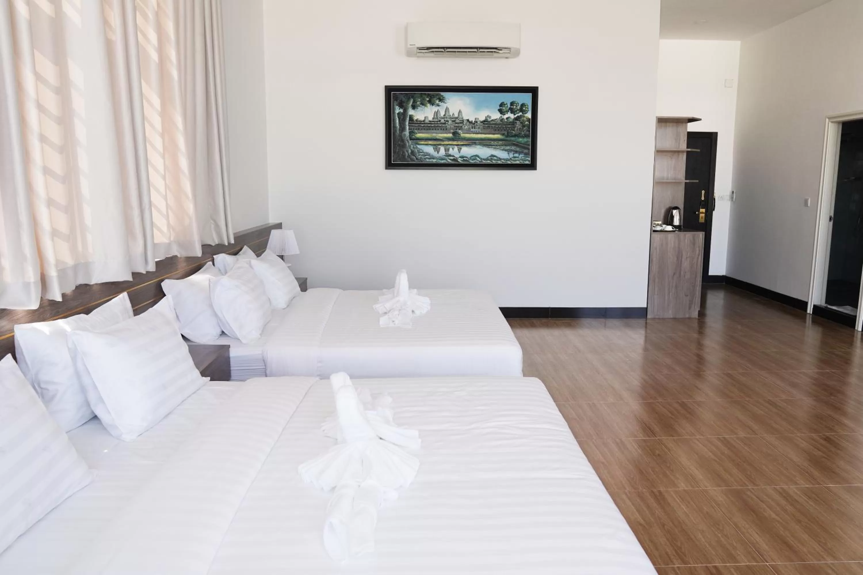 Bedroom, Bed in Apple Hotel Three - Phnom Penh