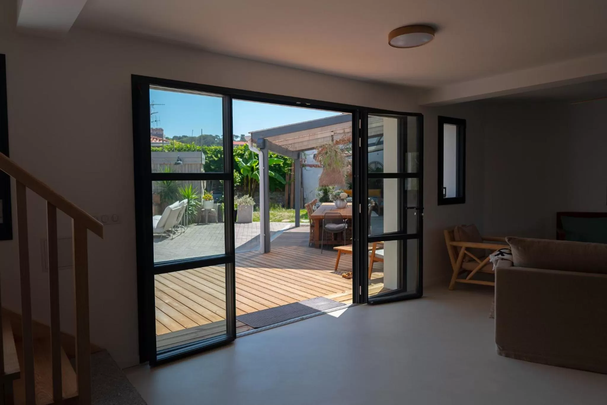 Patio in Biarritz Surf Lodge Chambre d'hôtes