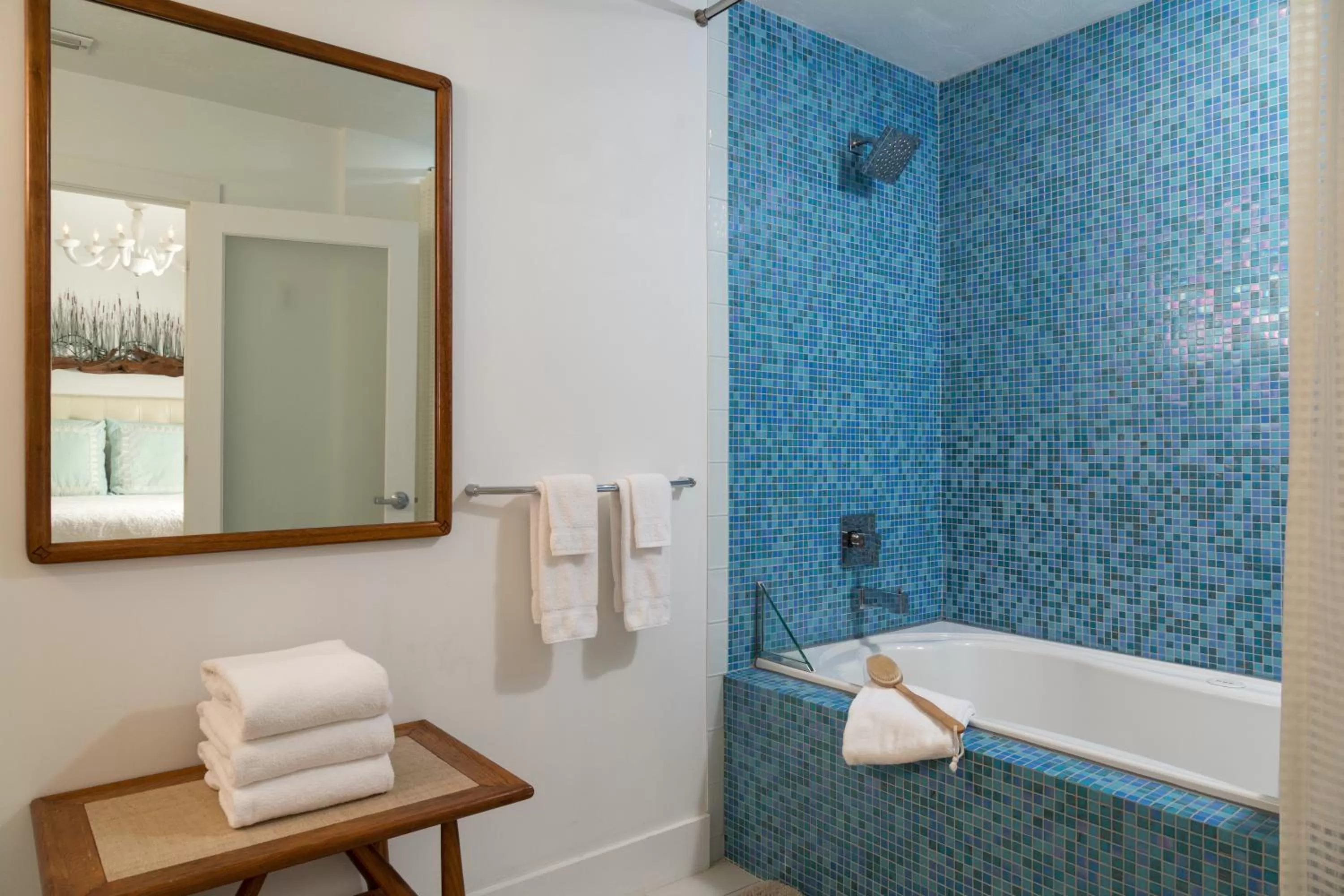 Shower in Black Dolphin Inn