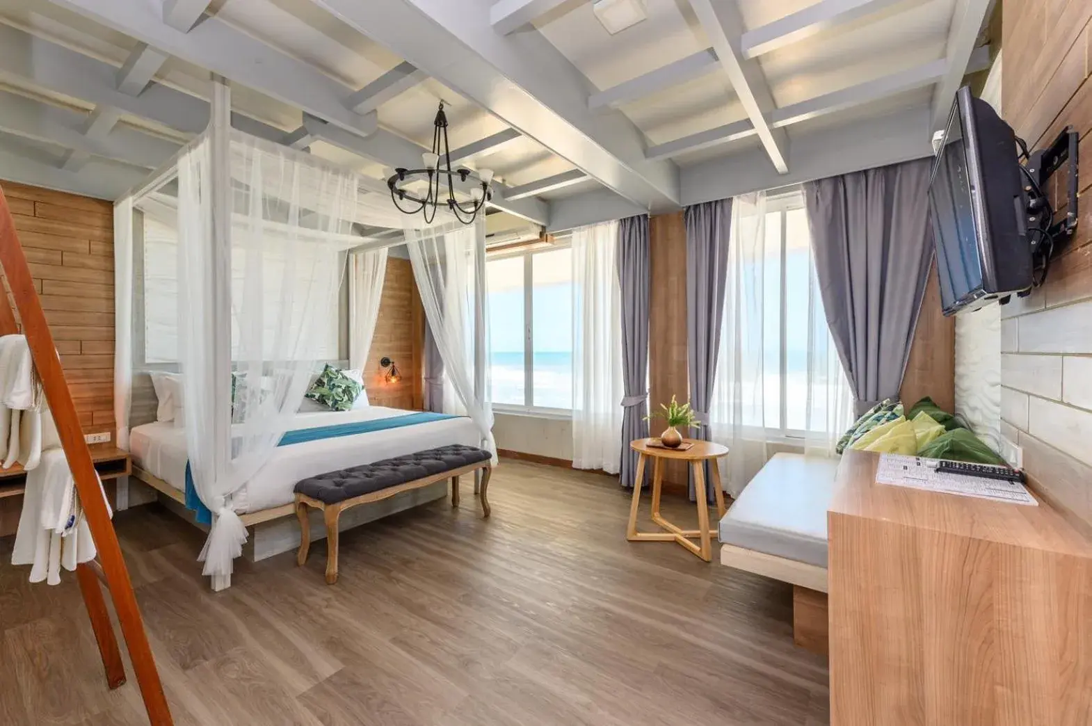 Maldives Sea View Room in Maldives Beach Resort Maldives Sea View Room in Maldives Beach Resort