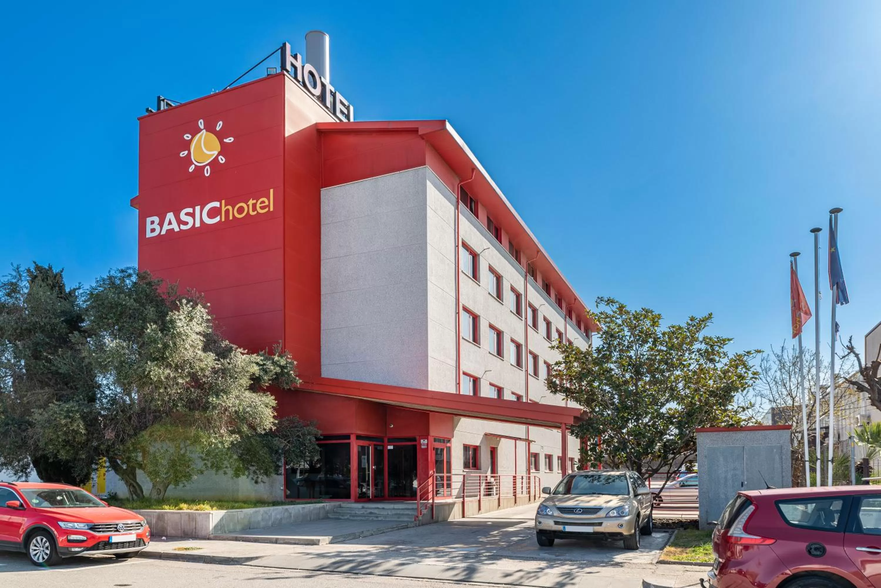 Property building in Hotel Basic