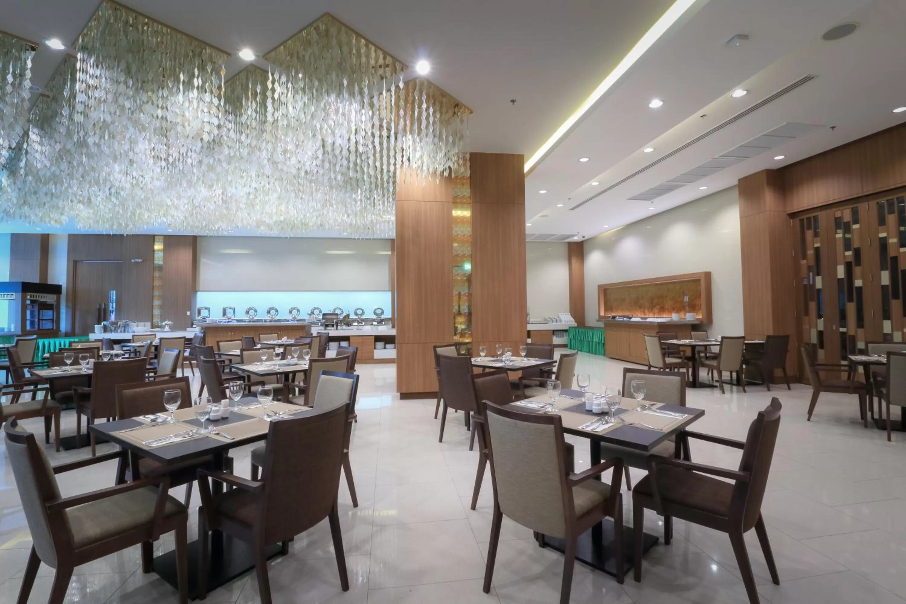 Restaurant/places to eat in Grand Fortune Hotel Nakhon Si Thammarat