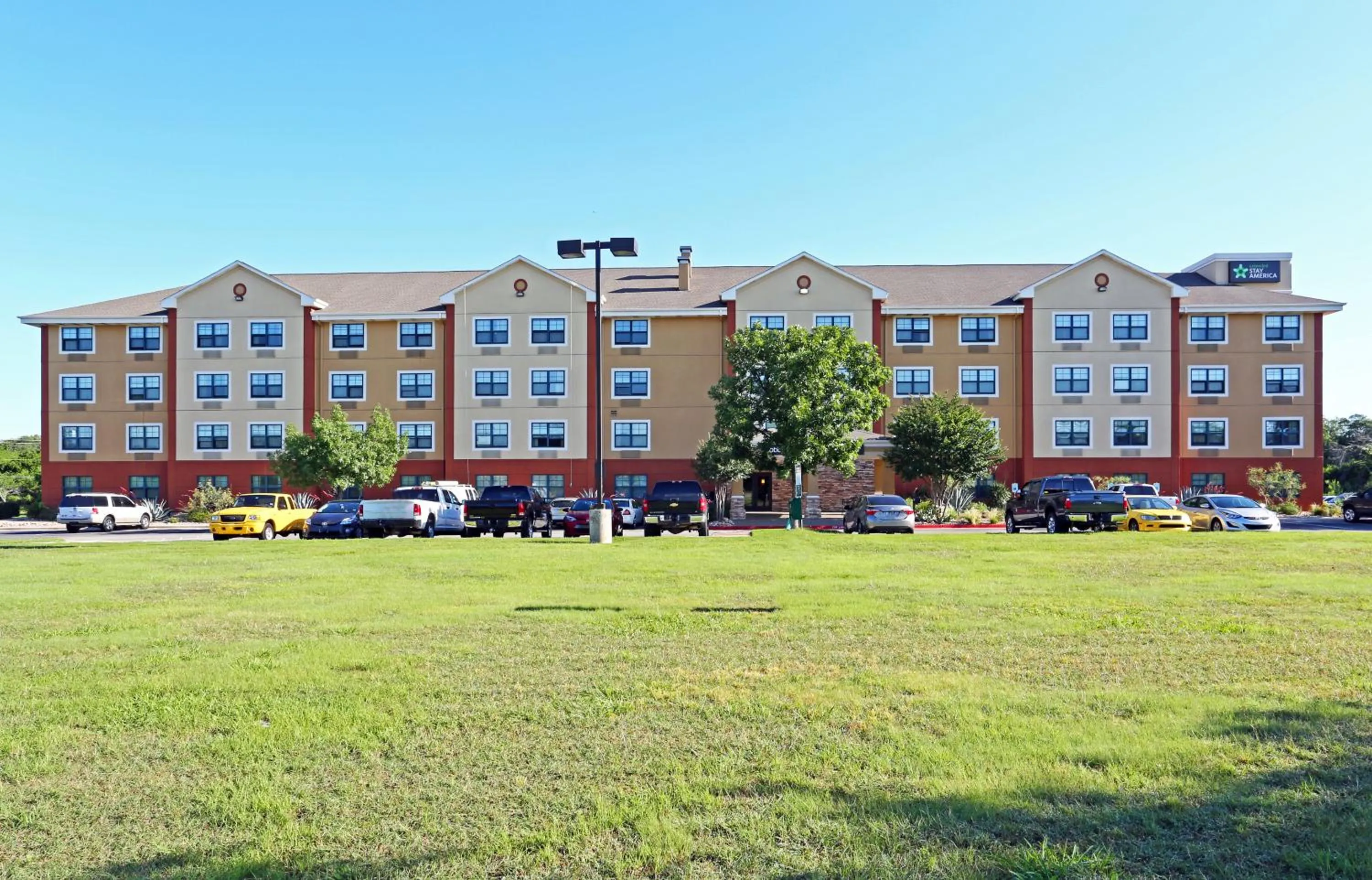 Property building in Extended Stay America Suites - Austin - Southwest