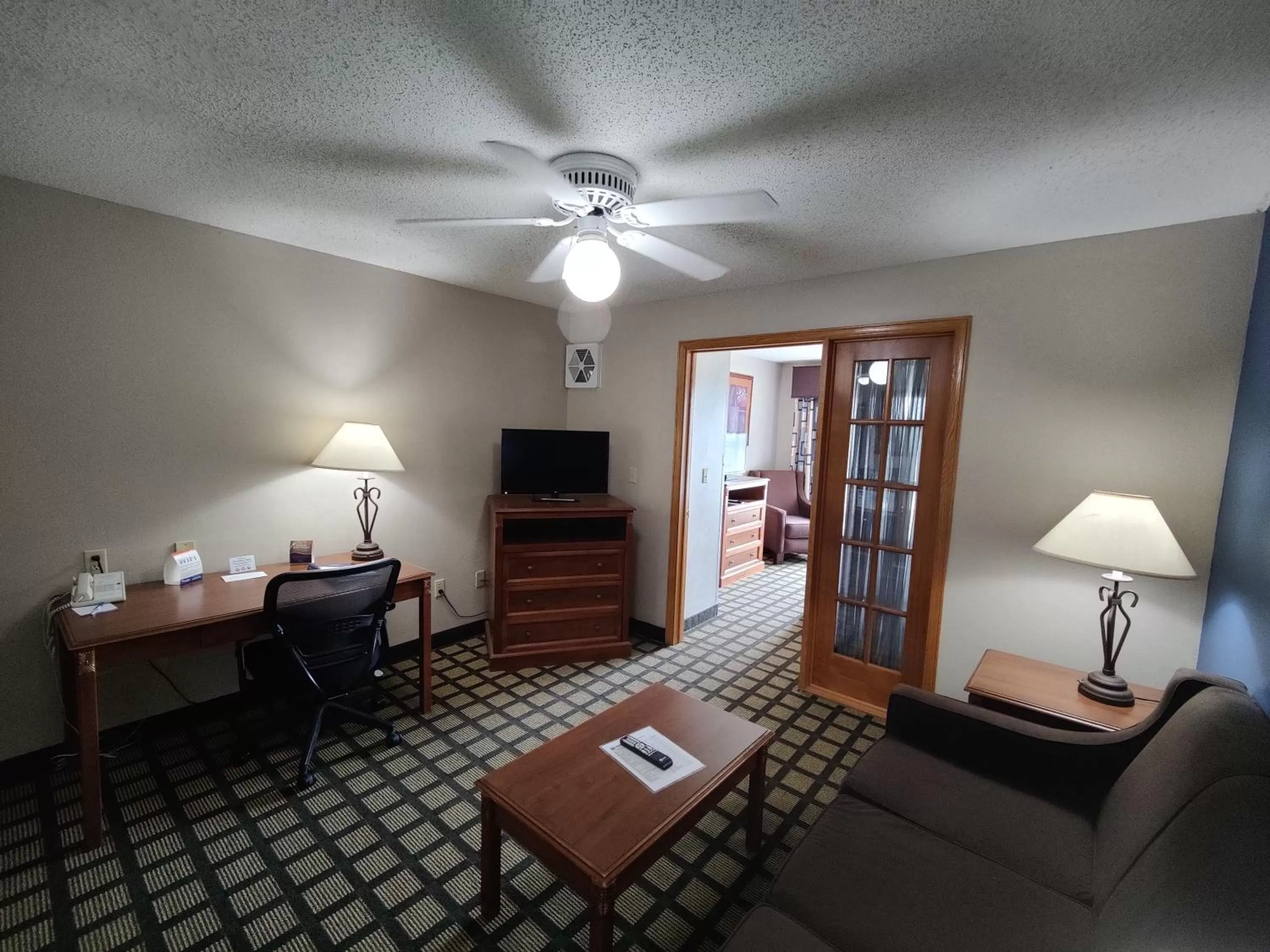 Living room in Baymont by Wyndham Albany MN