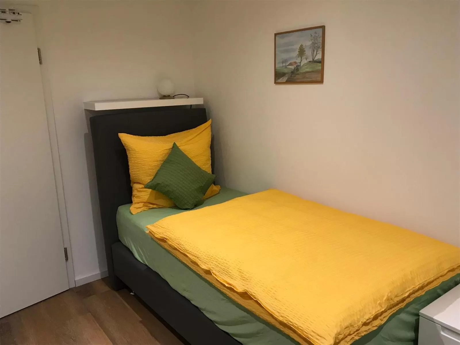 Bed in Gästehaus Sarker