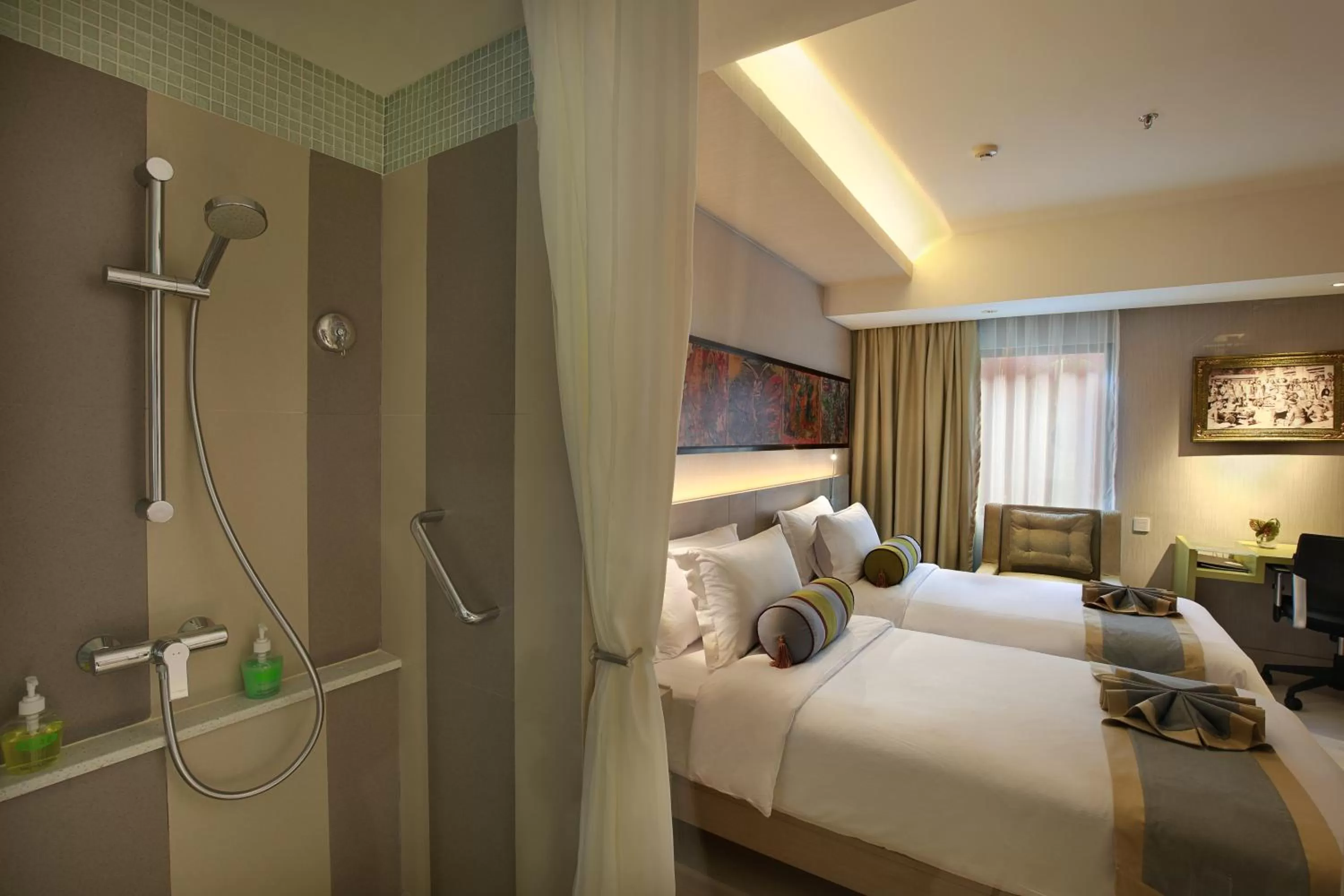 Bed in SenS Hotel and Spa