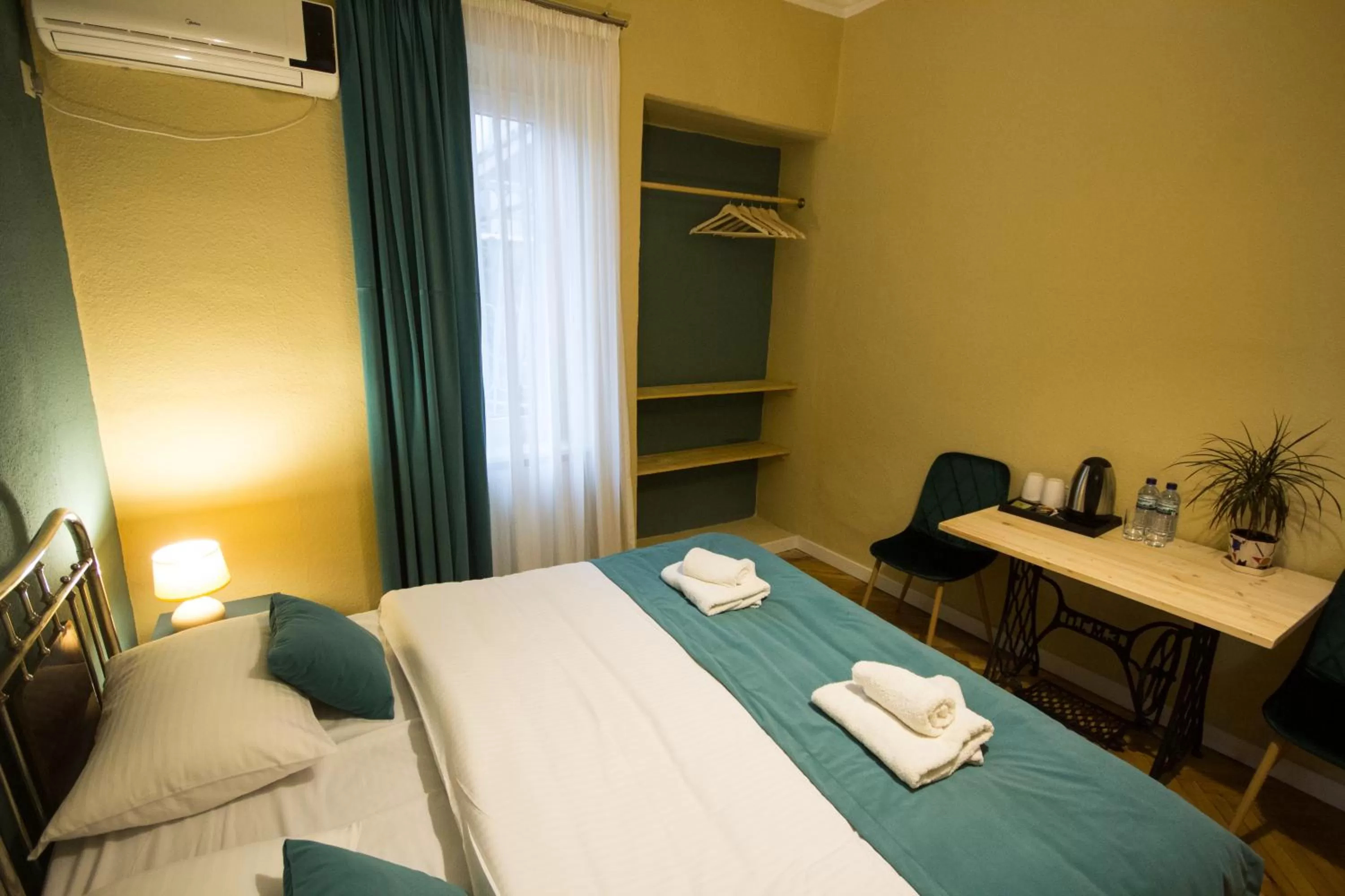 Photo of the whole room, Bed in Hotel Kartli