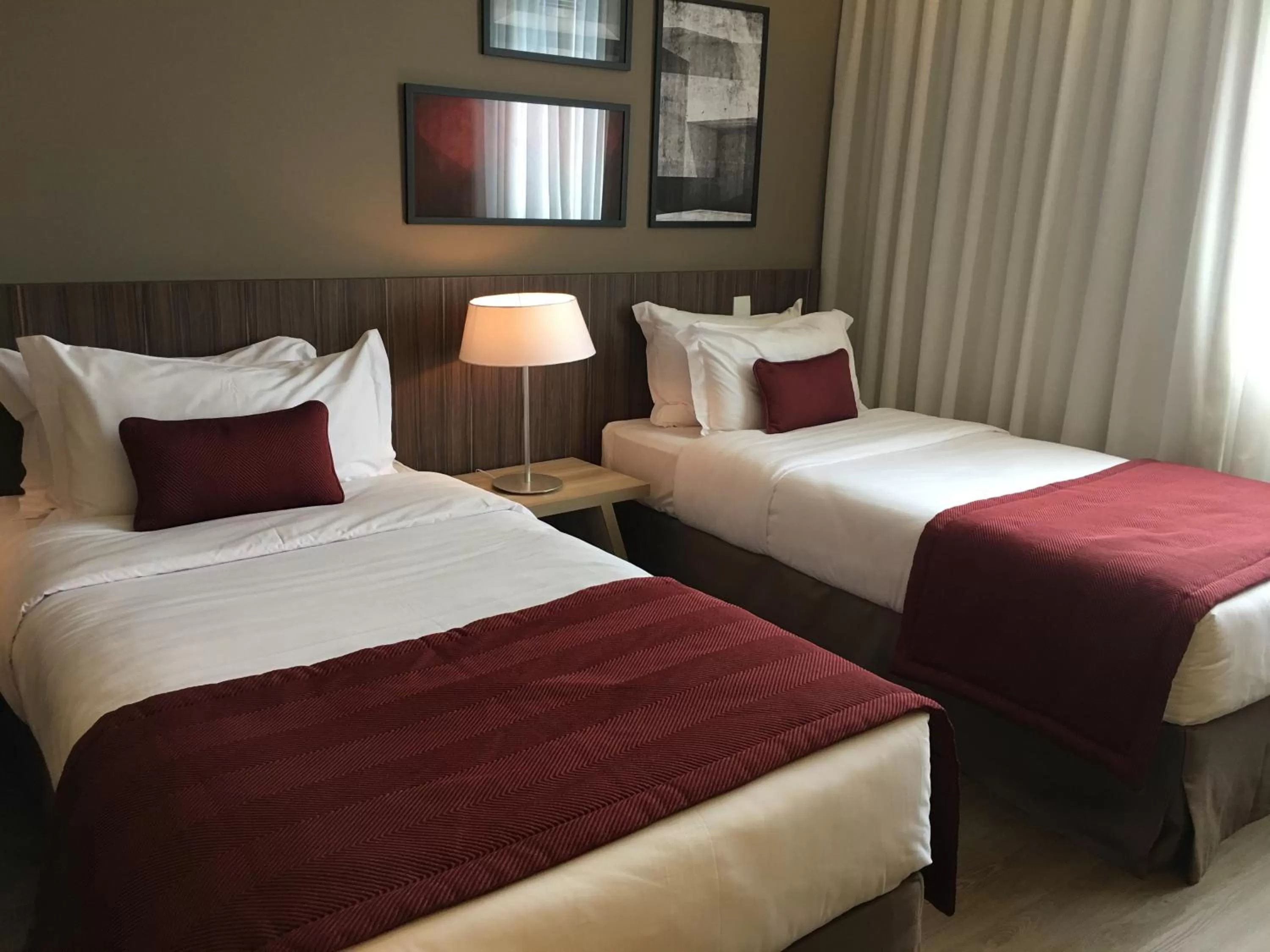 Photo of the whole room, Bed in Royal Palm Tower Indaiatuba