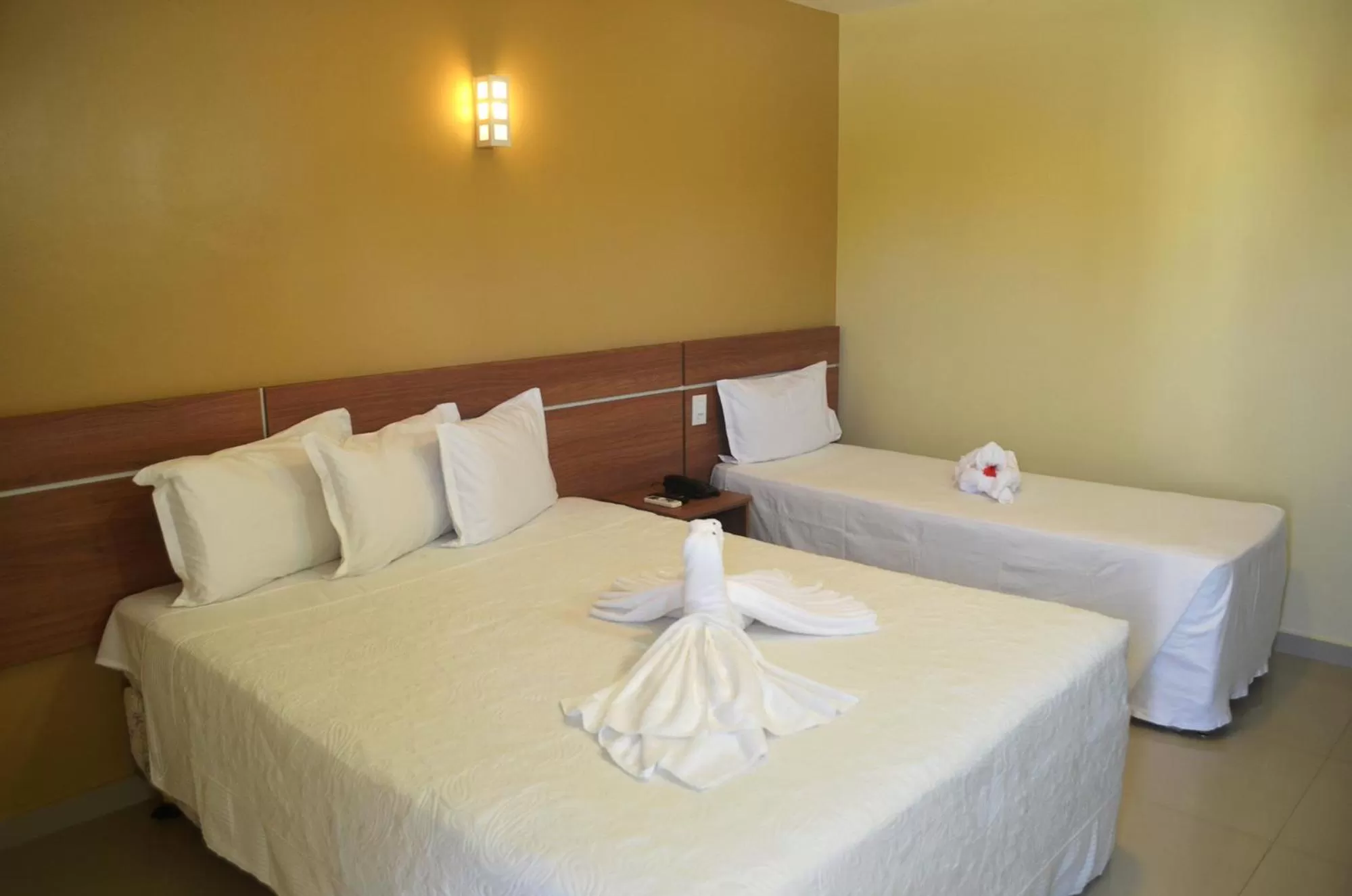 Bedroom, Bed in Pontal Praia Hotel