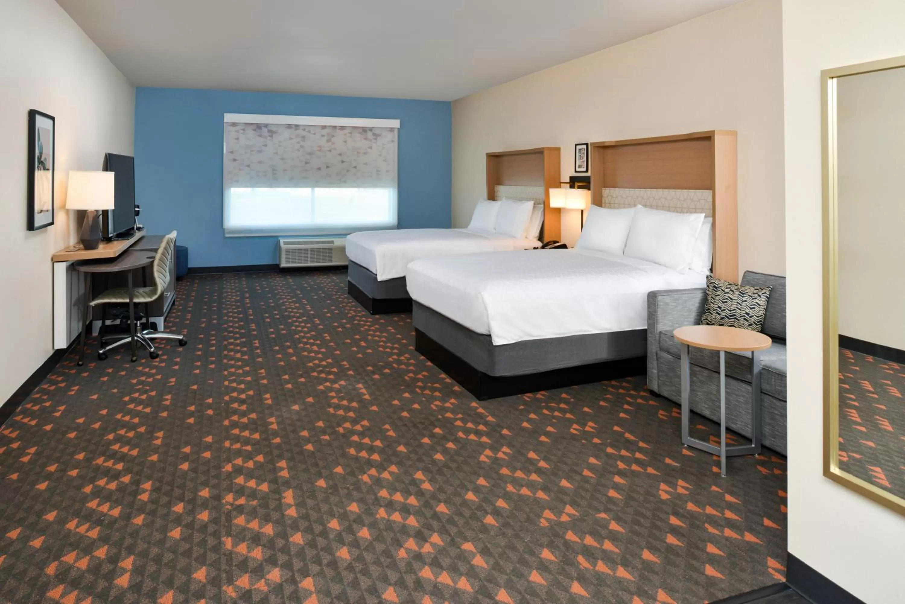 Photo of the whole room, Bed in Holiday Inn Fort Worth - Alliance by IHG