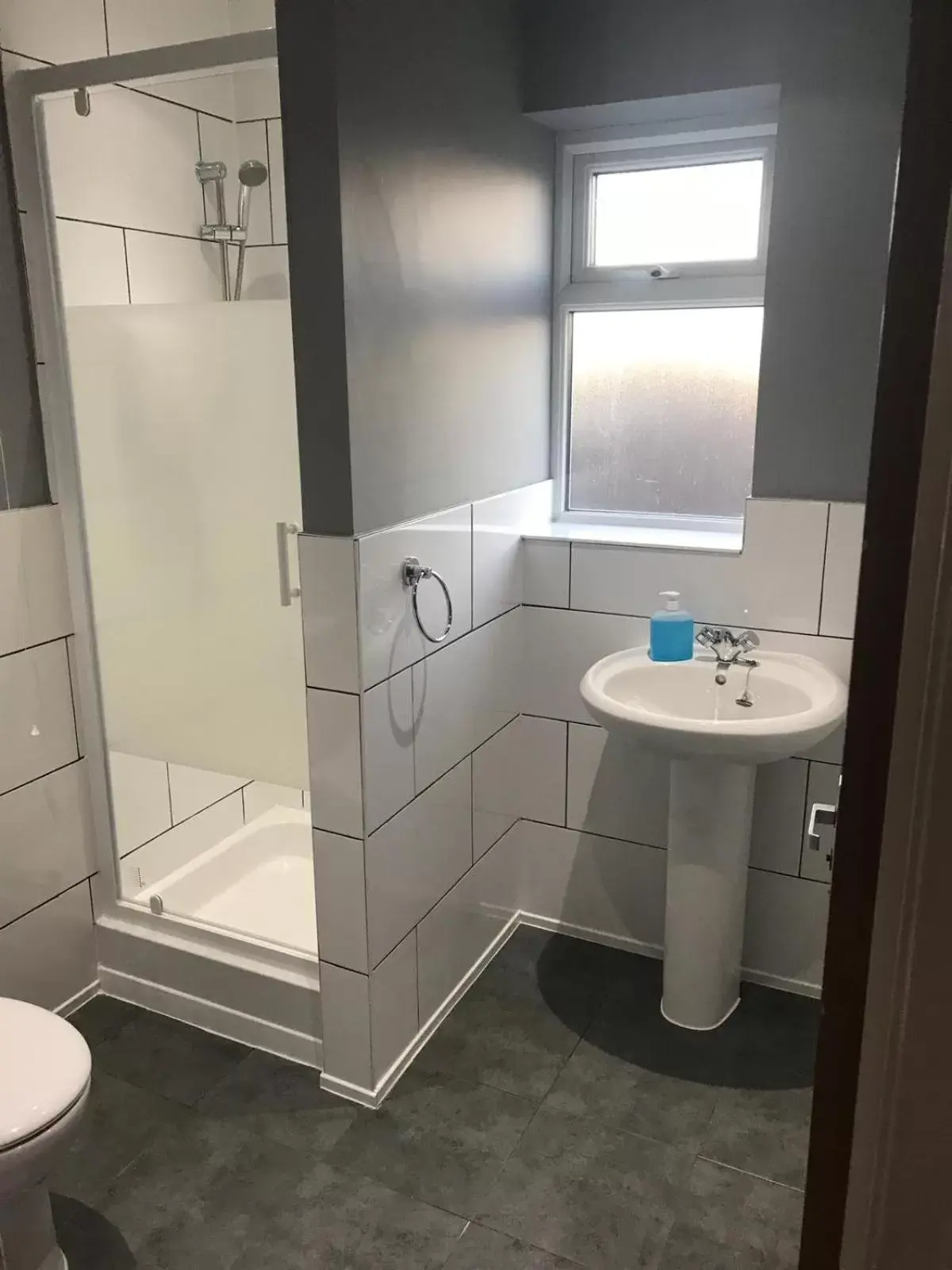 Twin Room with Shower in The Pheasant Inn Twin Room with Shower in The Pheasant Inn