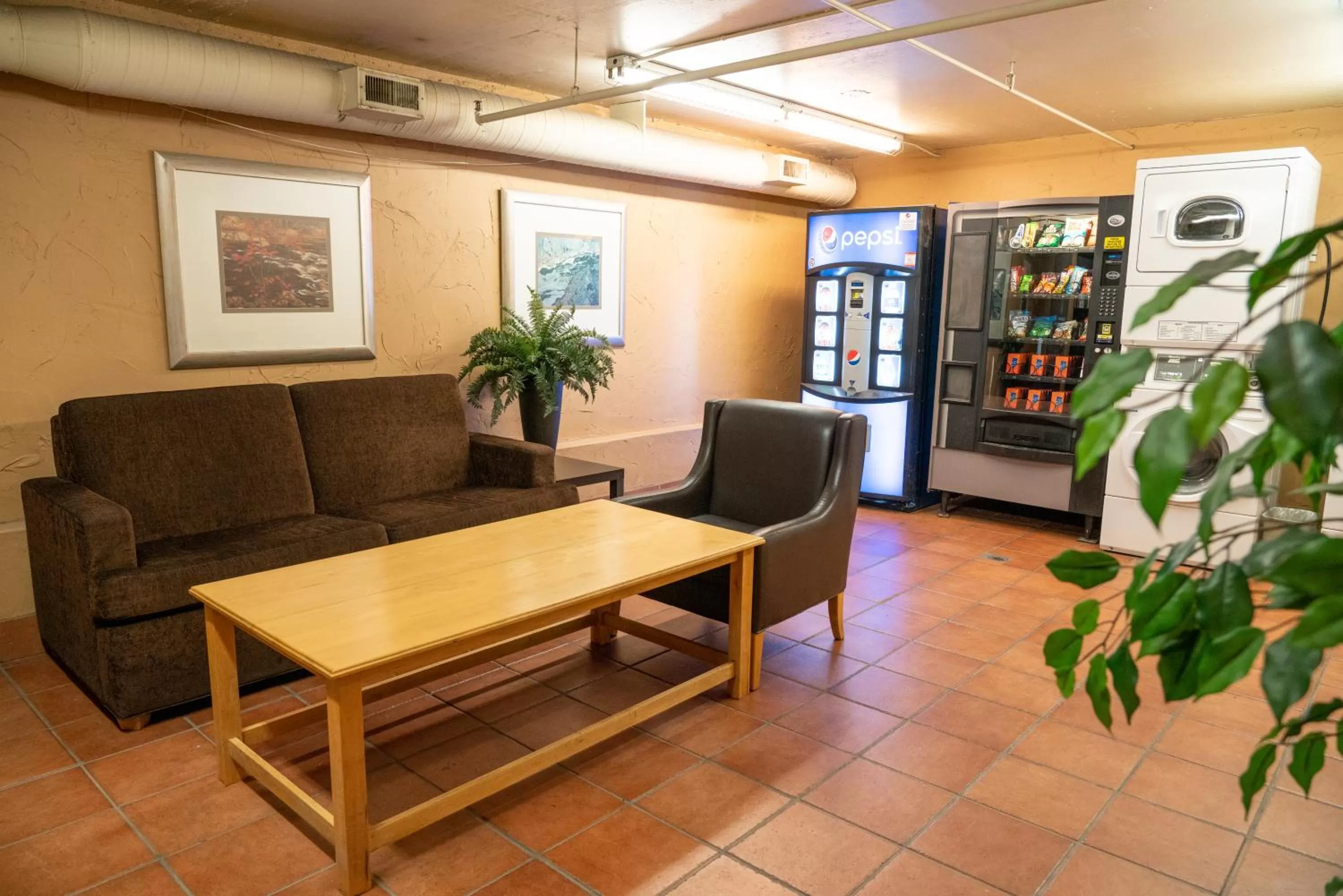 Area and facilities in Banff Caribou Lodge and Spa